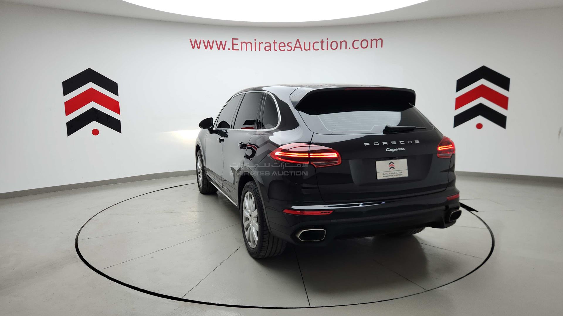 2016 PORSCHE CAYENNE VIN: WP1ZZZ92ZGLA05582