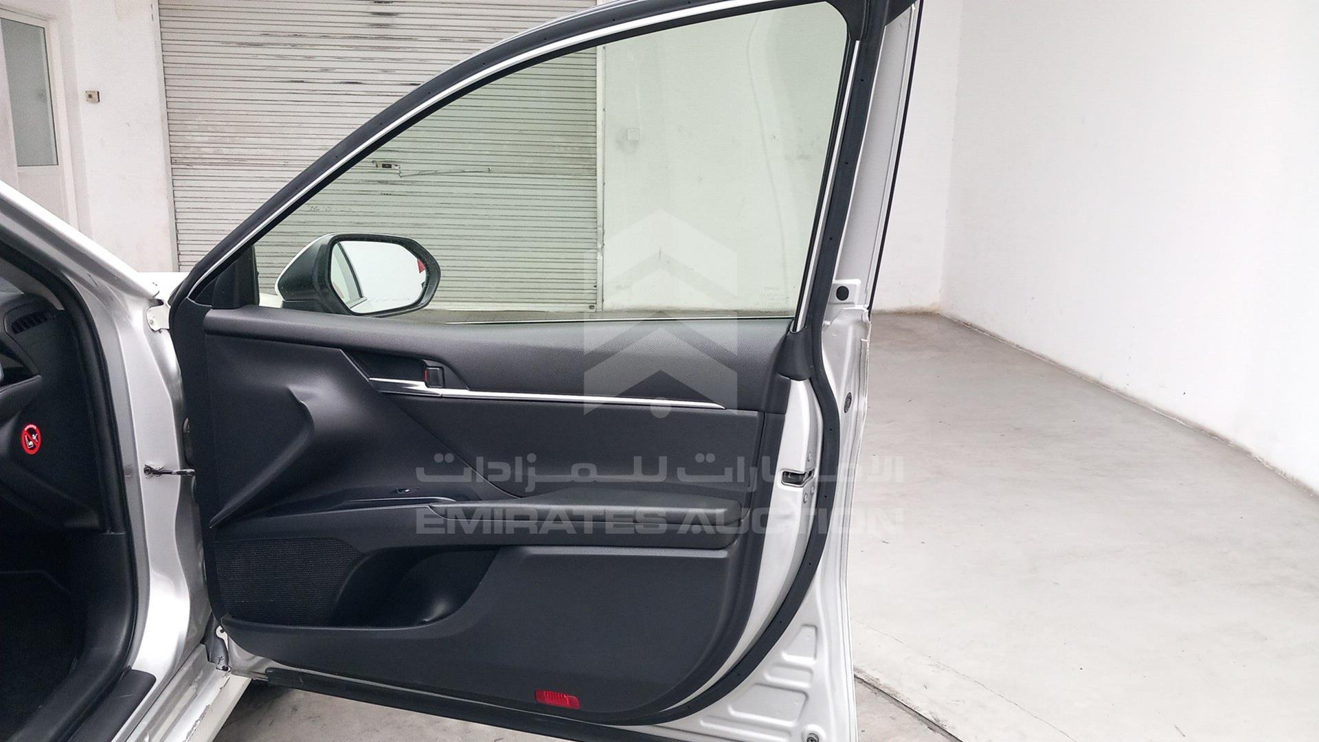 2019 TOYOTA CAMRY VIN: JTNB29HK9K3023108