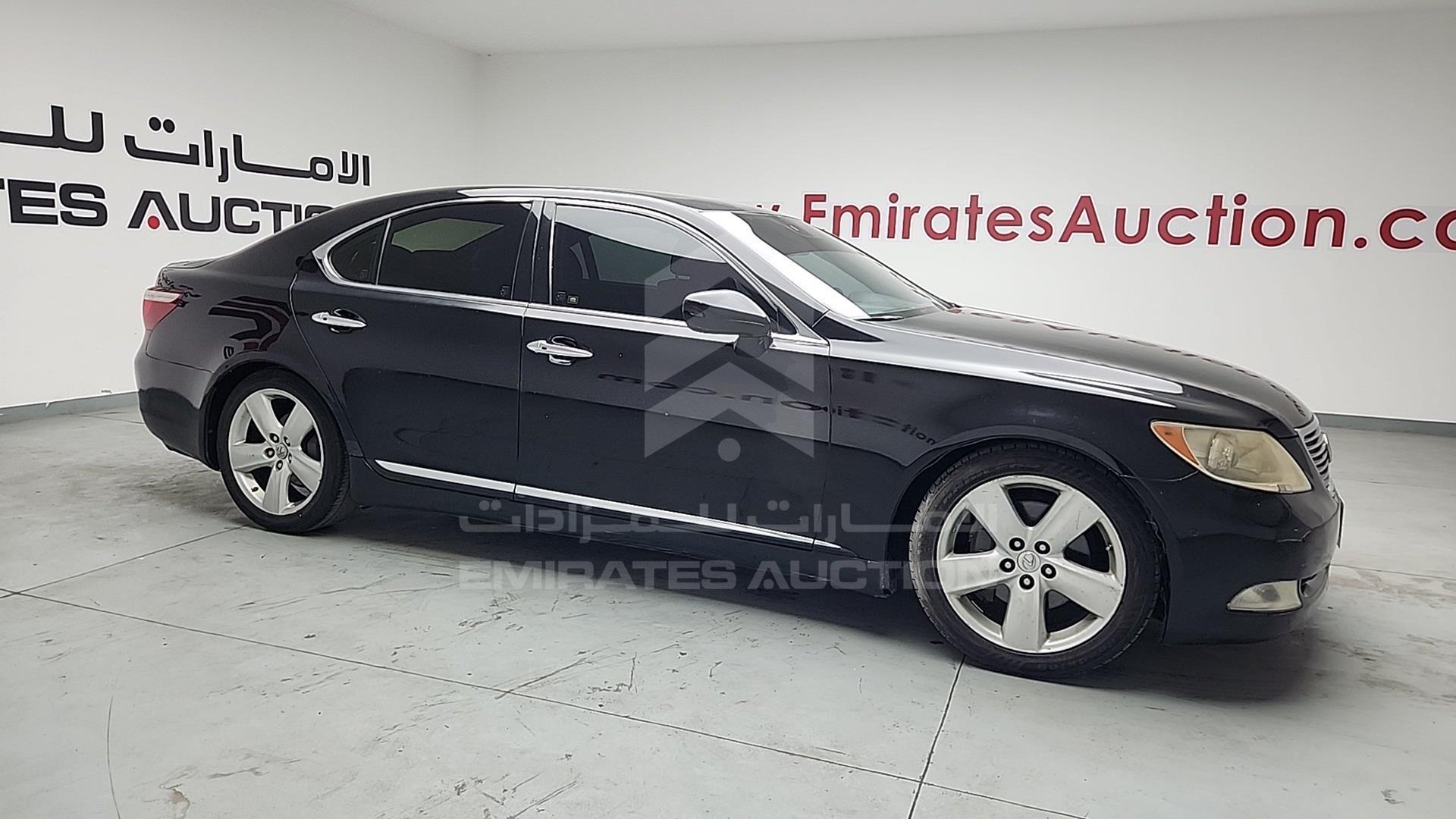 2008 LEXUS LS 460 VIN: JTHBL46F985076087