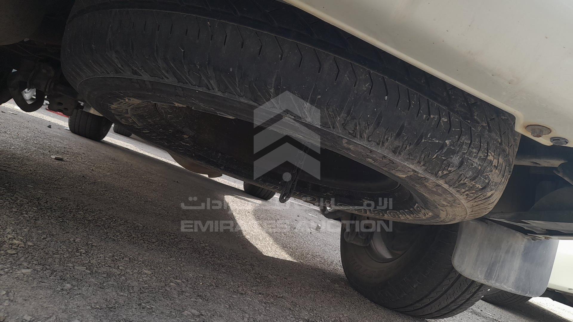 2013 TOYOTA LAND CRUISER VIN: JTMDU09J9D4063128