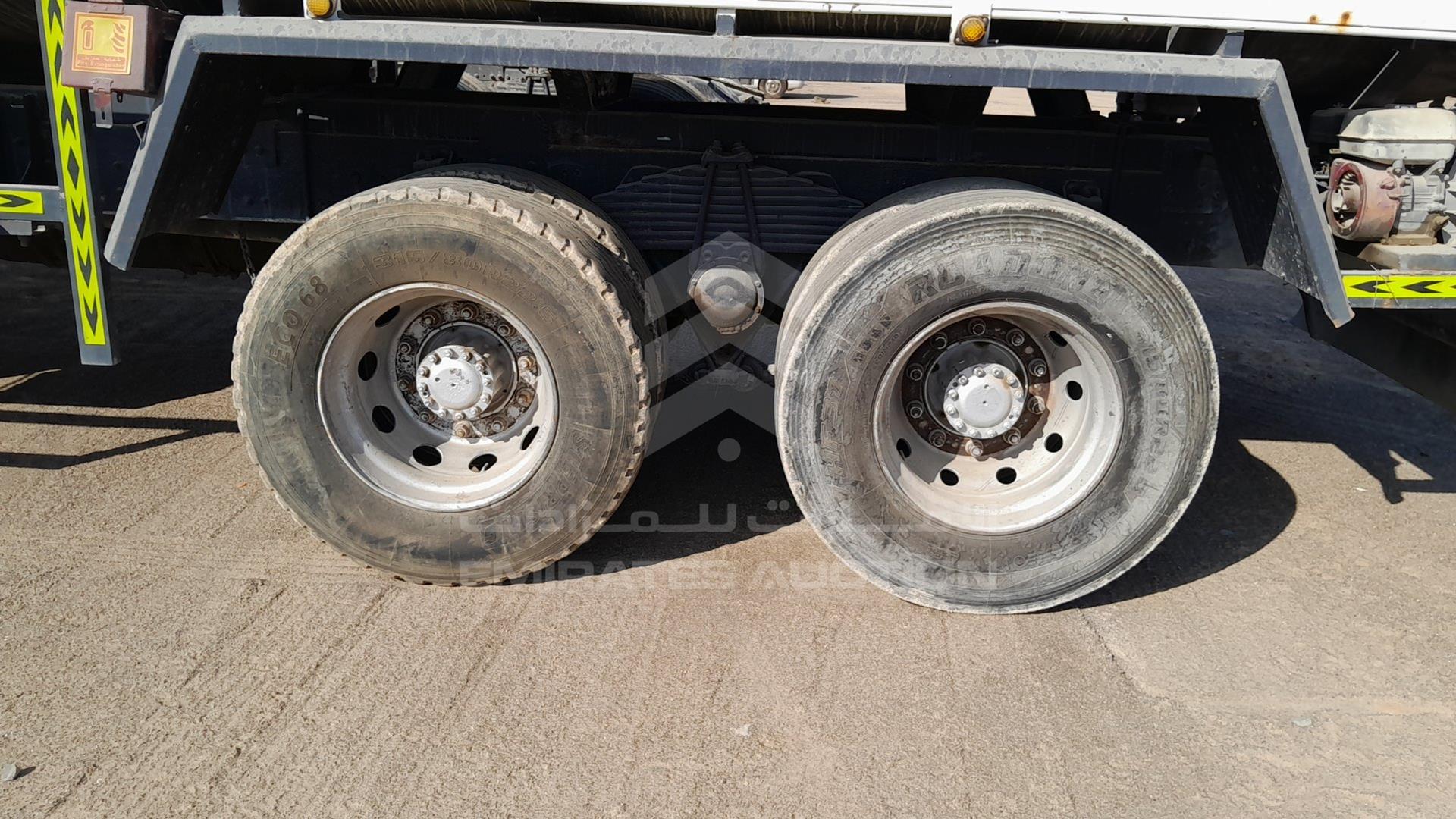 1996 VOLVO --- VIN: YV2F5A6C8TC754095