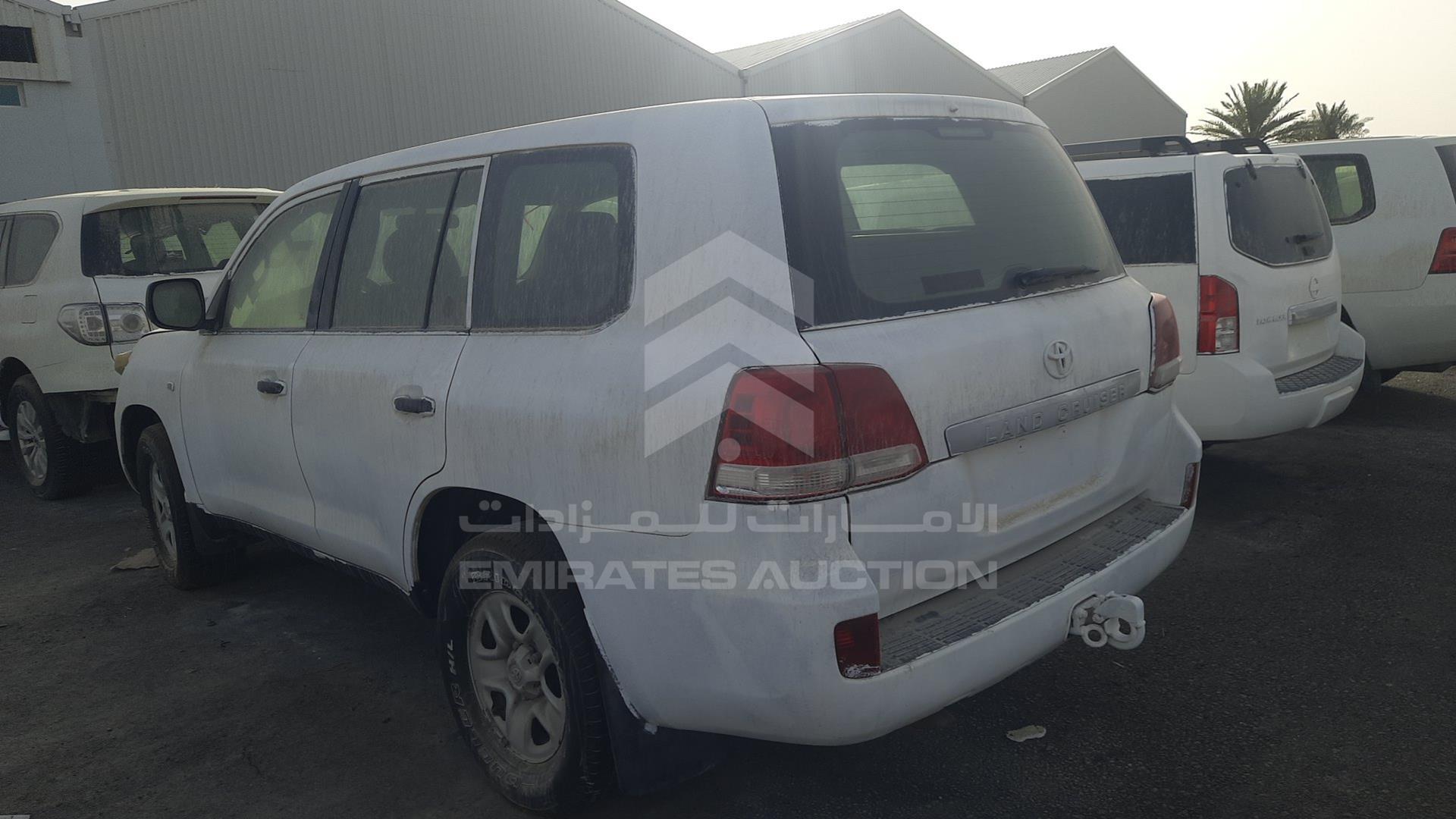 2011 TOYOTA LAND CRUISER VIN: JTMDU09J8B4044518