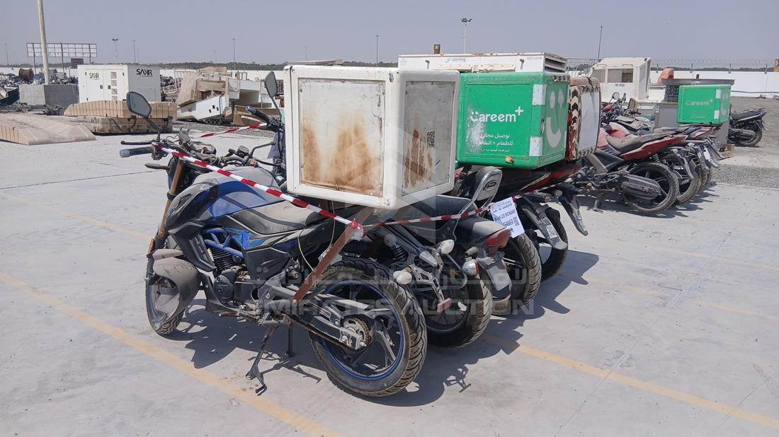 4 Motorbikes — الزاوية الخلفية اليسرى — صورة 7