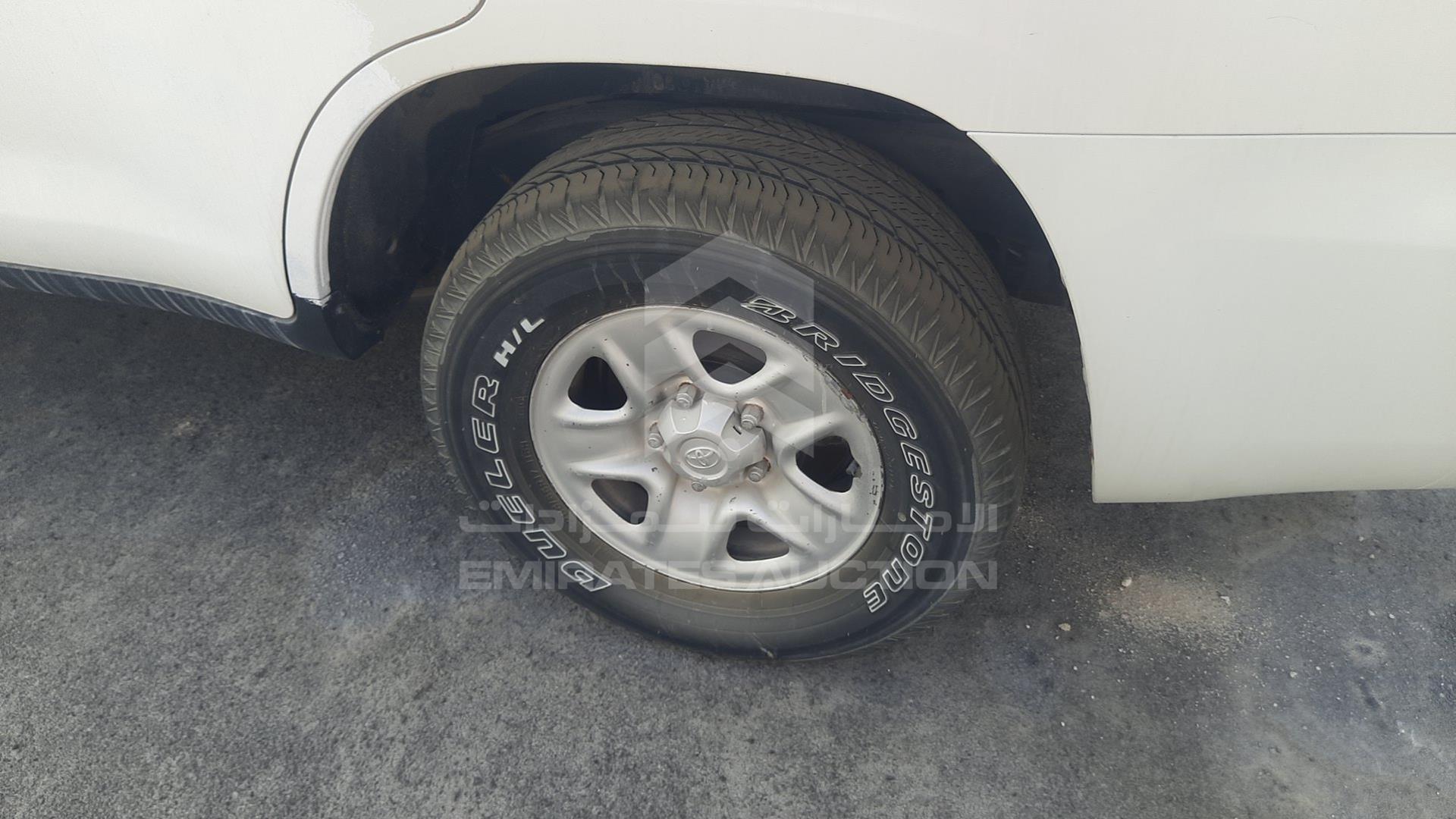 2013 TOYOTA LAND CRUISER VIN: JTMDU09JXD5065724
