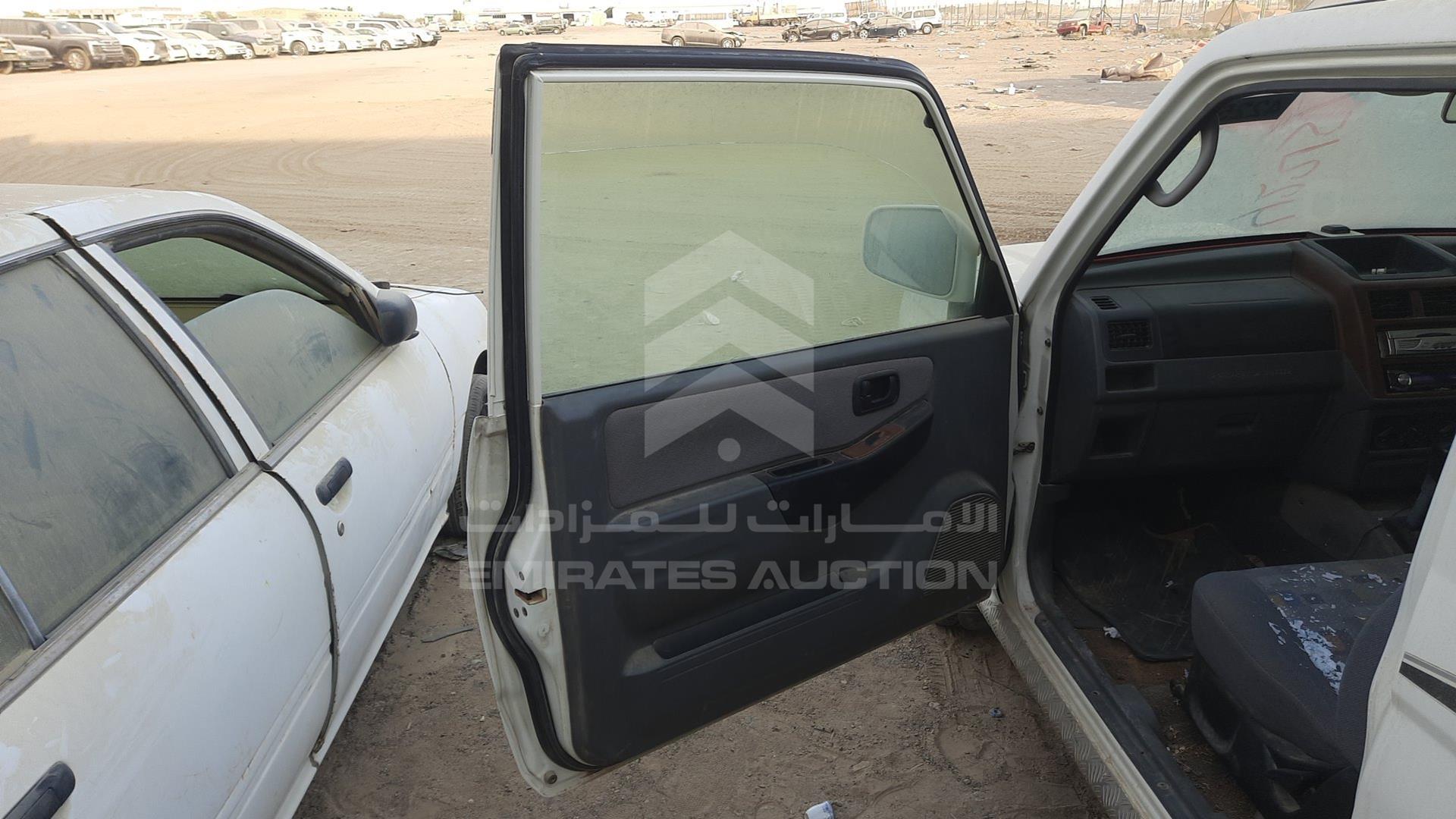 2001 MITSUBISHI PAJERO MINI VIN: H58A0212011