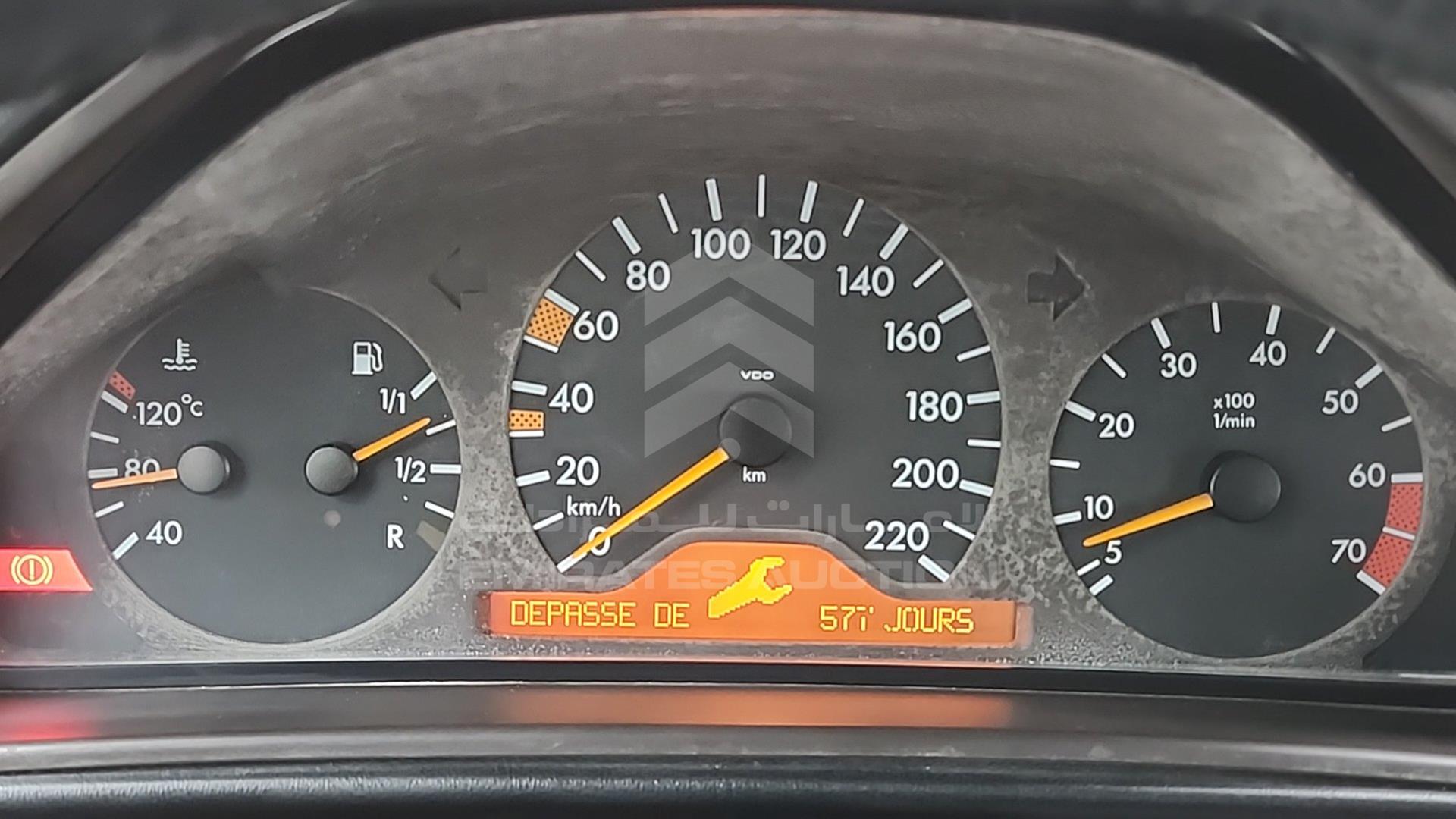 1998 MERCEDES G 320 VIN: WDB46323217111280
