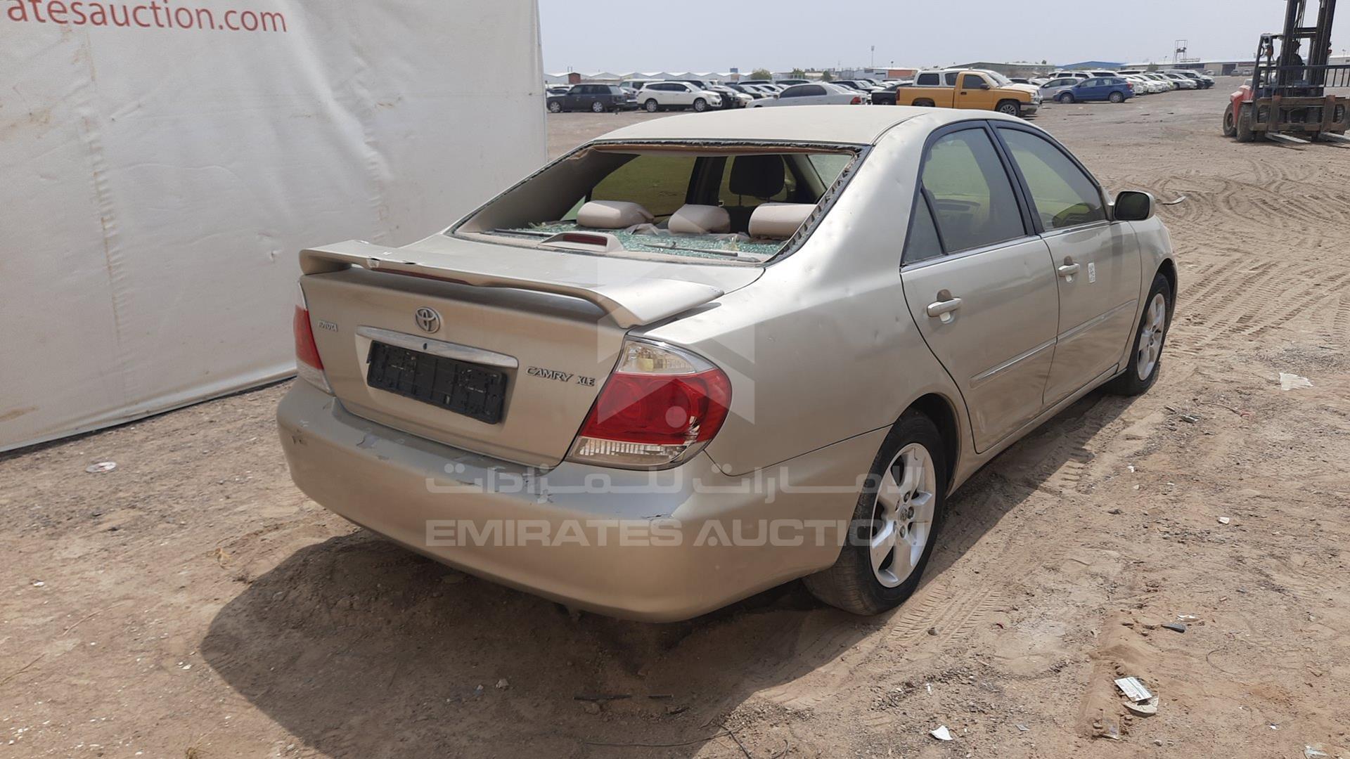 2005 TOYOTA CAMRY VIN: 4T1BE32K95U074720