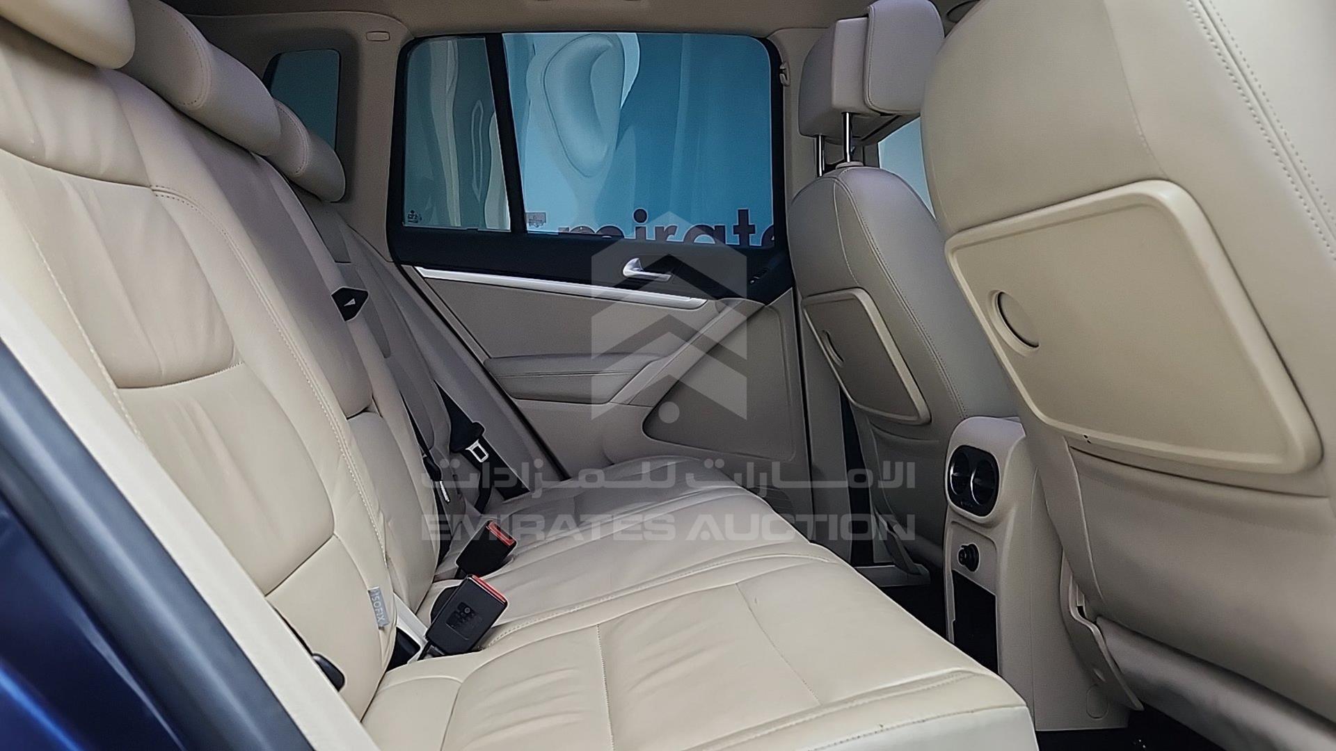 2012 VOLKSWAGEN TIGUAN VIN: WVGCE25N8CW510009