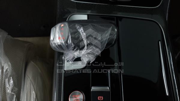 Audi S8 2014 WAUA2BFD6EN006378 Image 14