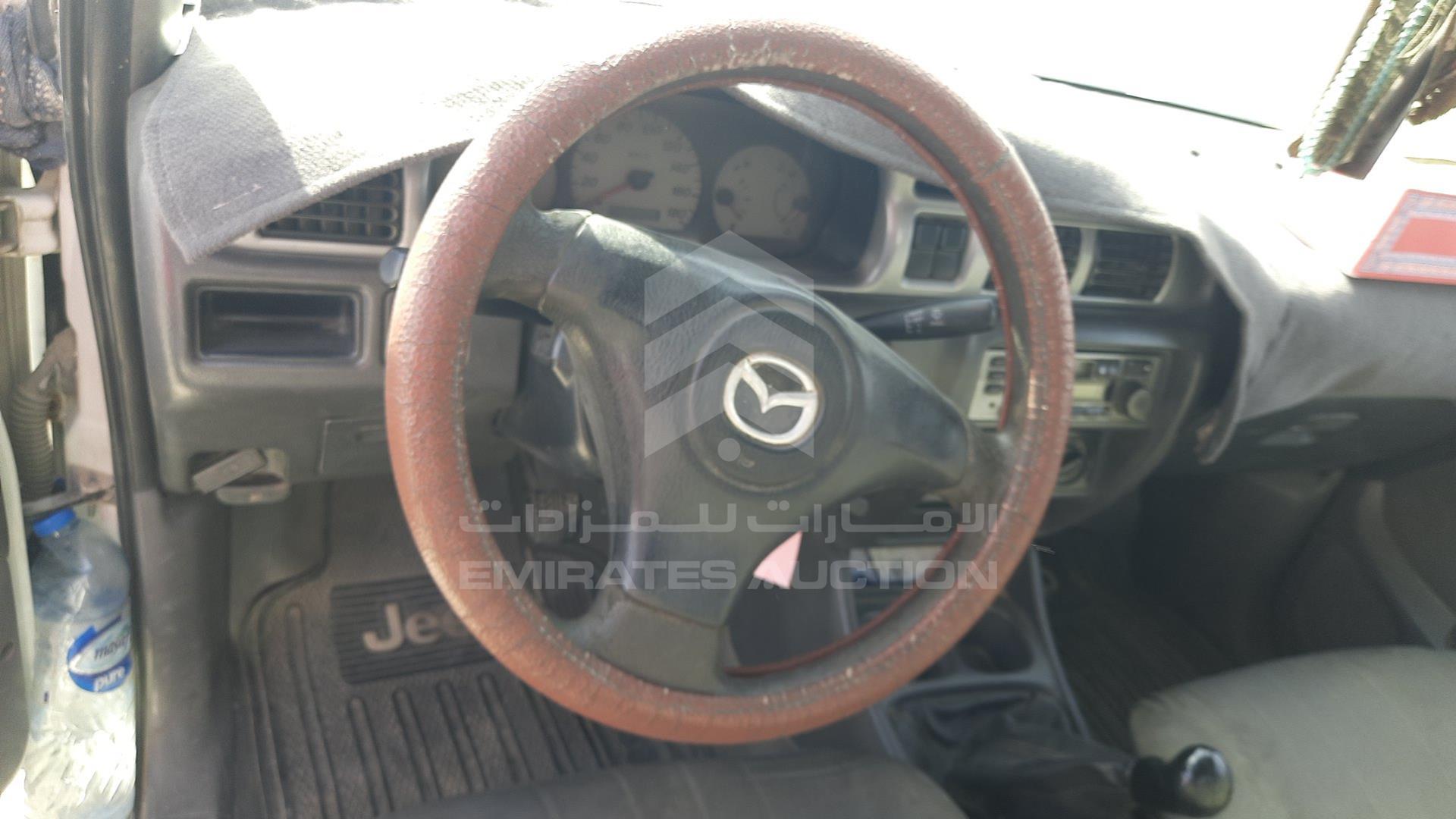 2005 MAZDA B2200 VIN: MM7UN23295W373896