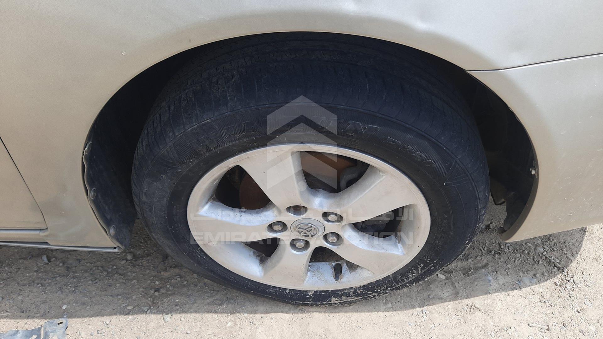 2005 TOYOTA CAMRY VIN: 4T1BE32K95U074720