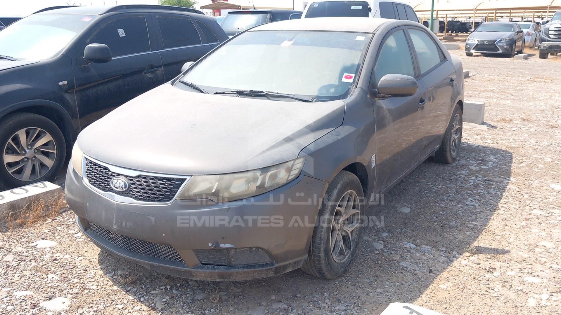 2013 KIA CERATO VIN: KNAFT411XD5788808
