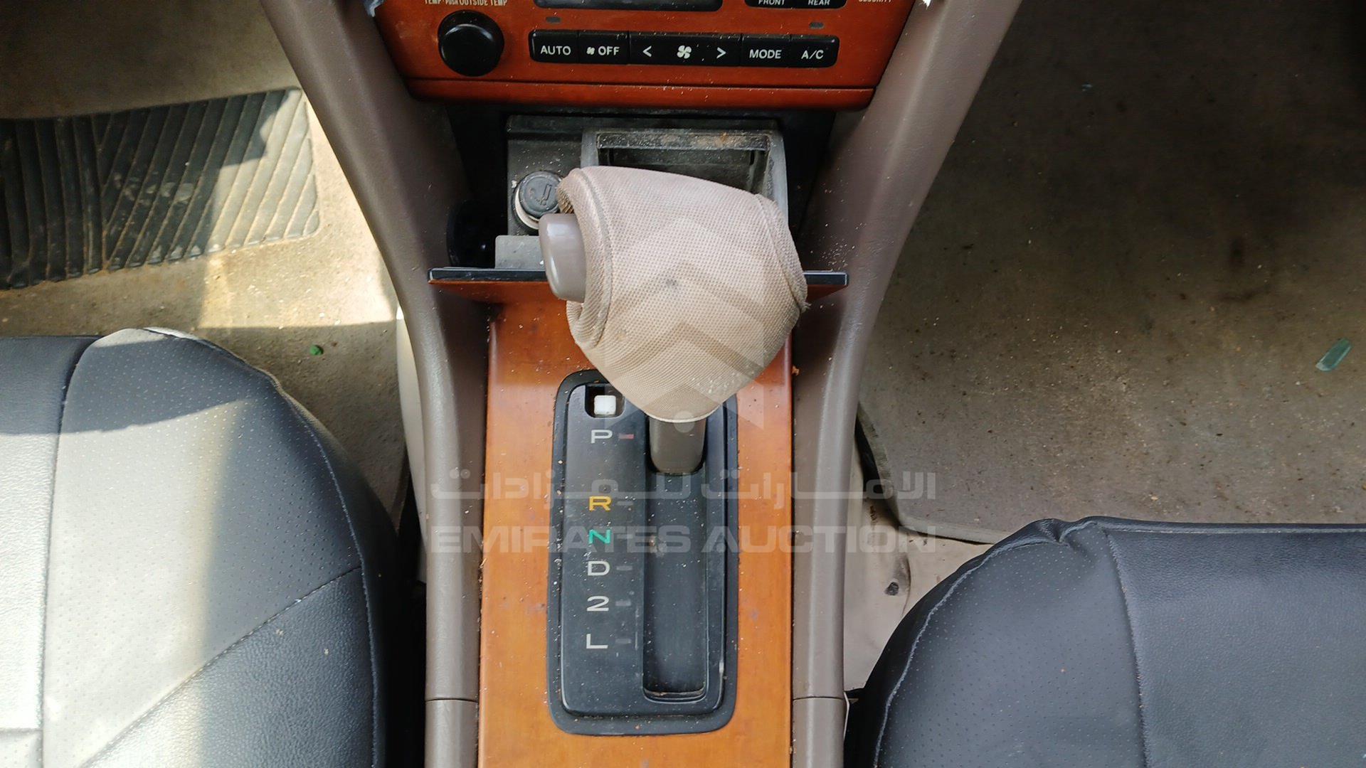 2000 LEXUS ES 300 VIN: JT8BF28GXY0264972