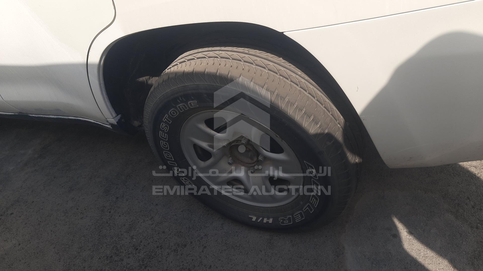 2013 TOYOTA LAND CRUISER VIN: JTMDU09J5D4064003