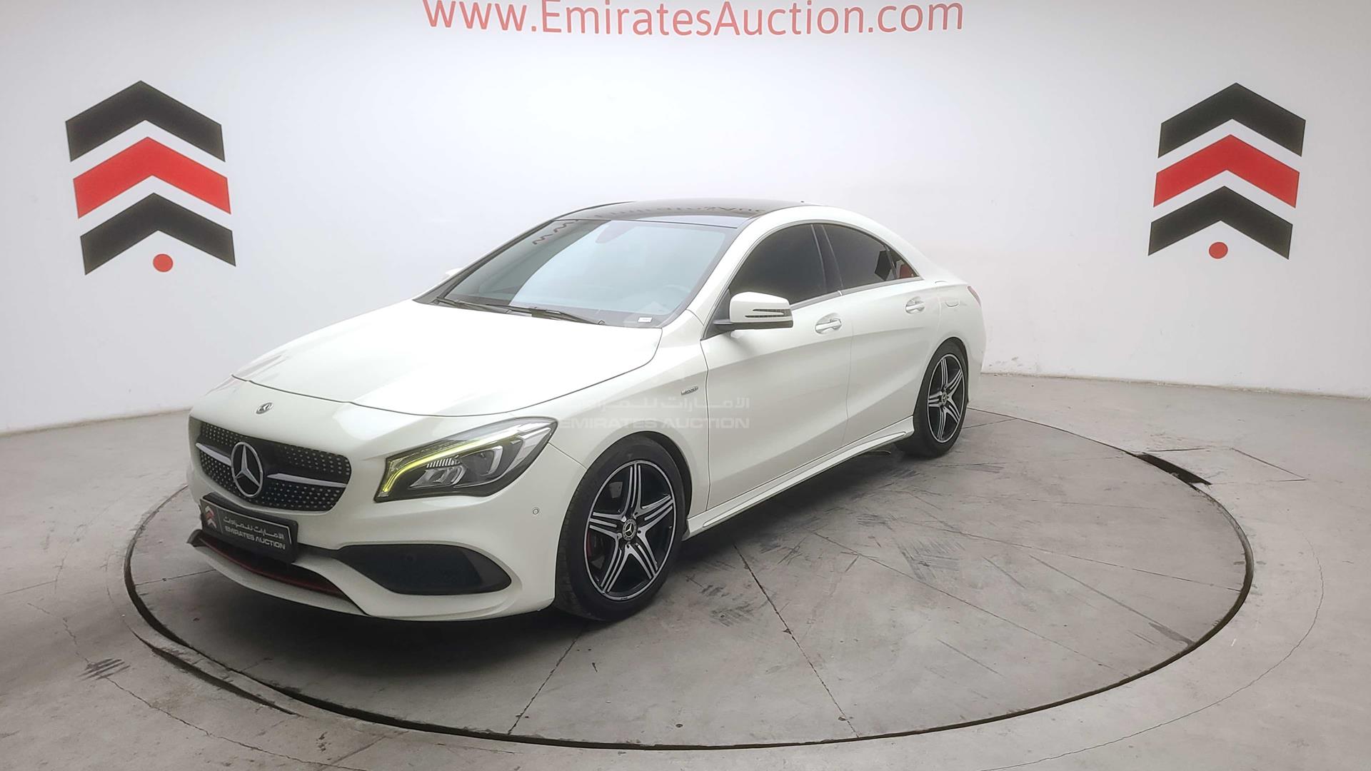 2018 MERCEDES CLA 250 VIN: WDDSJ4GB5JN562281