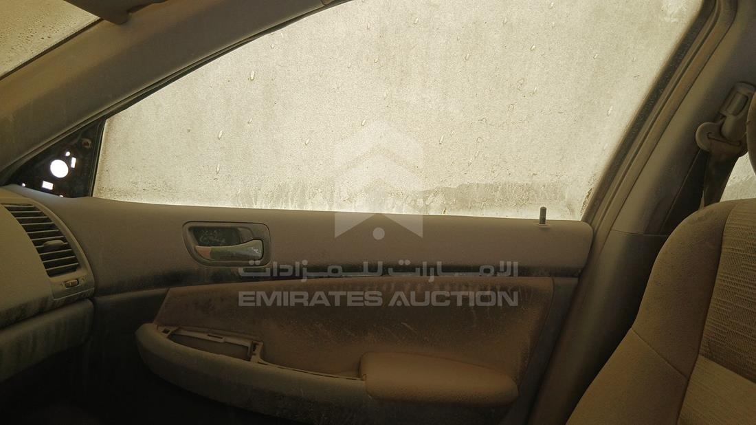 هوندا اكورد 2006 — الباب الأمامي الأيمن — صورة 24