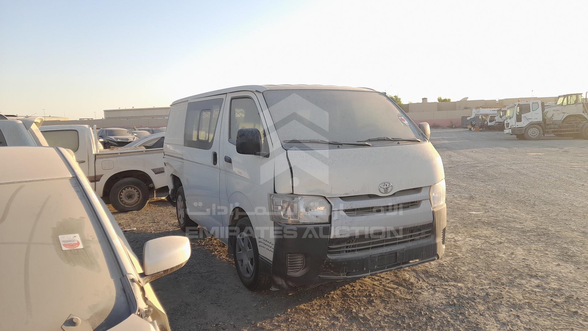 2018 TOYOTA HIACE VIN: JTFHX02P3J0117606