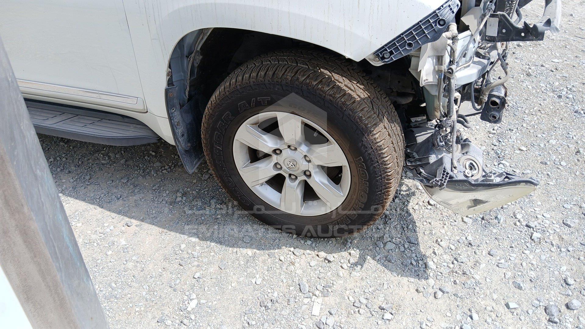 2014 TOYOTA PRADO VIN: JTEJU3FJ0EK071829