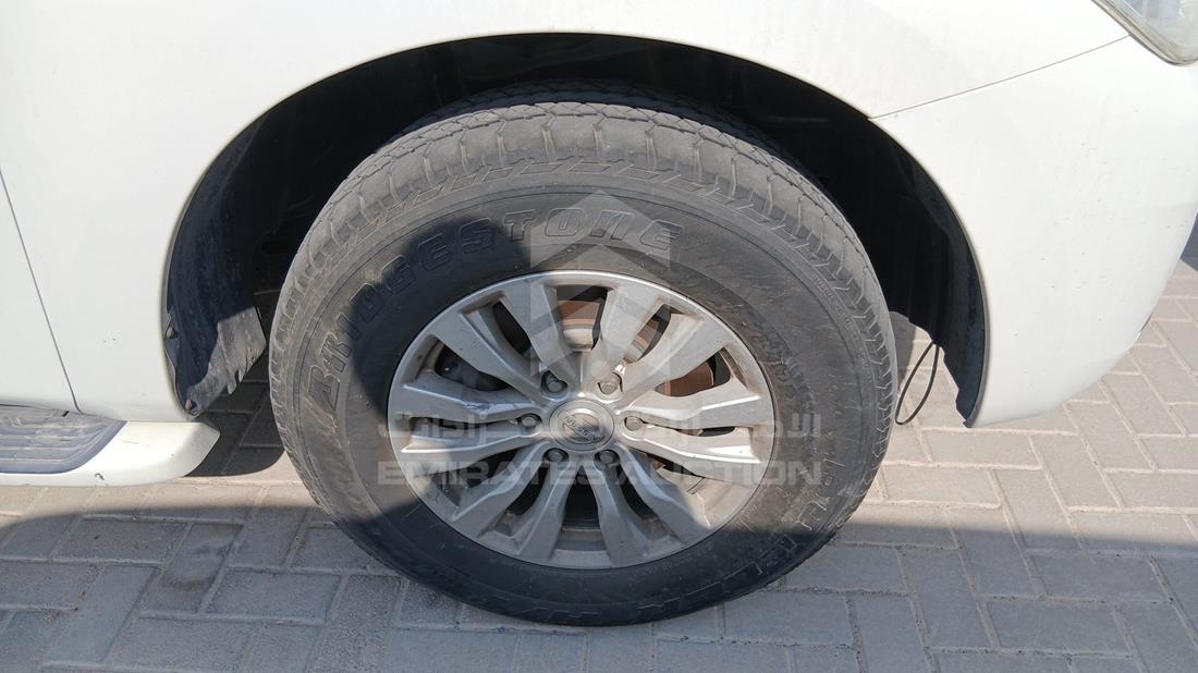 نيسان باترول 2019 — الإطار الأمامي الأيمن — صورة 31