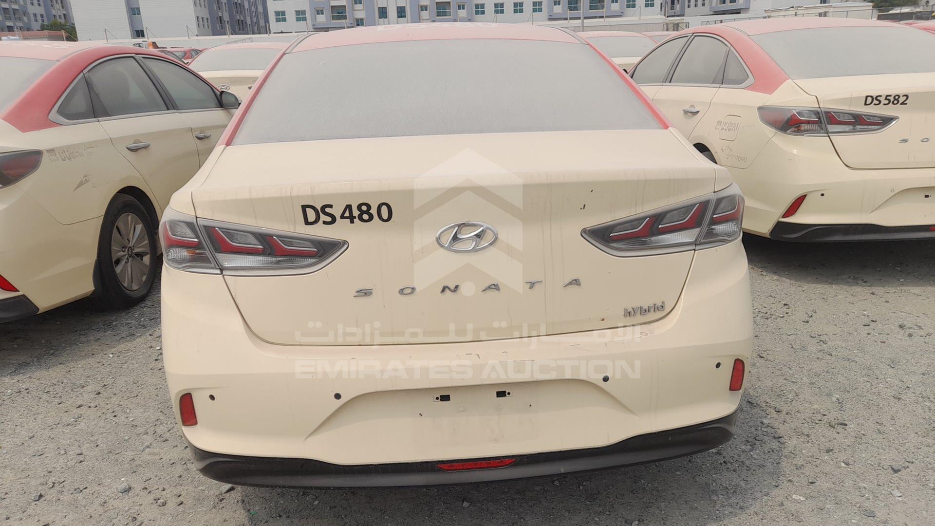 2019 HYUNDAI SONATA VIN: KMHE24130KA092946