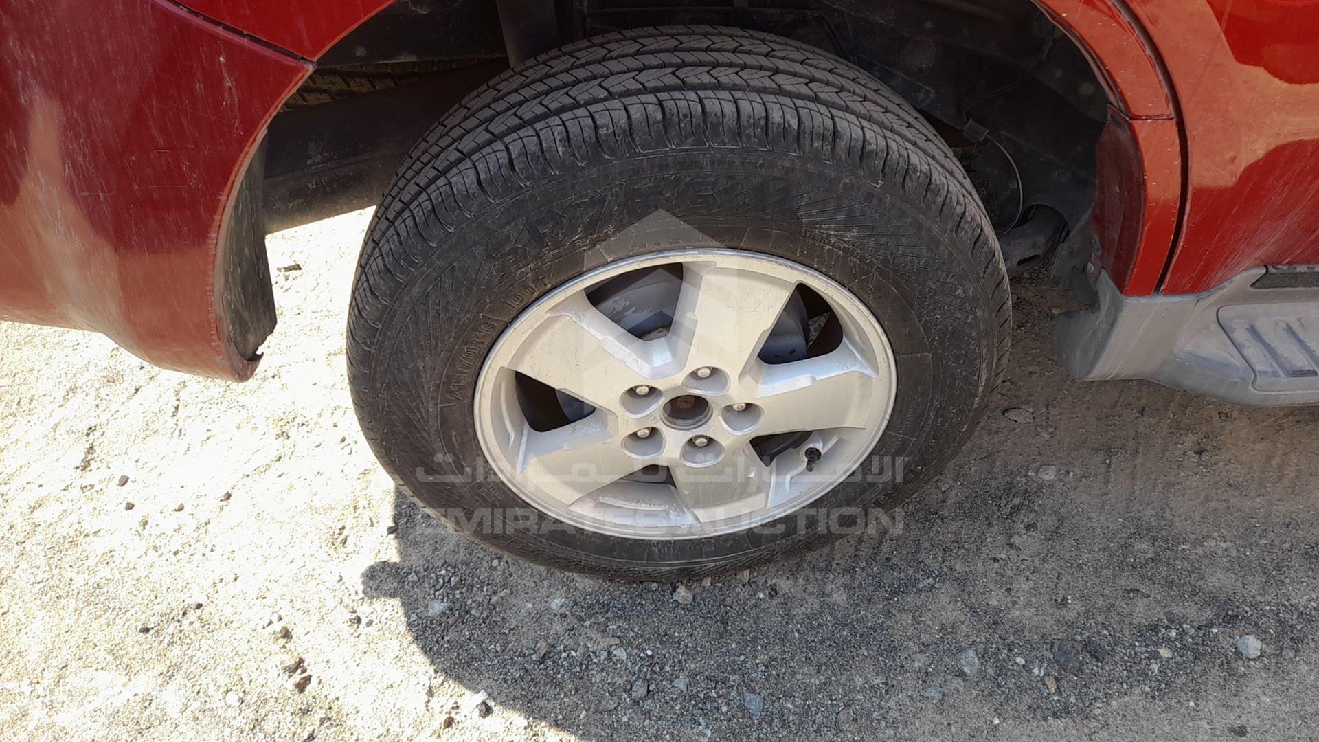 2010 FORD ESCAPE VIN: 1FMCU9DG5AKC03206