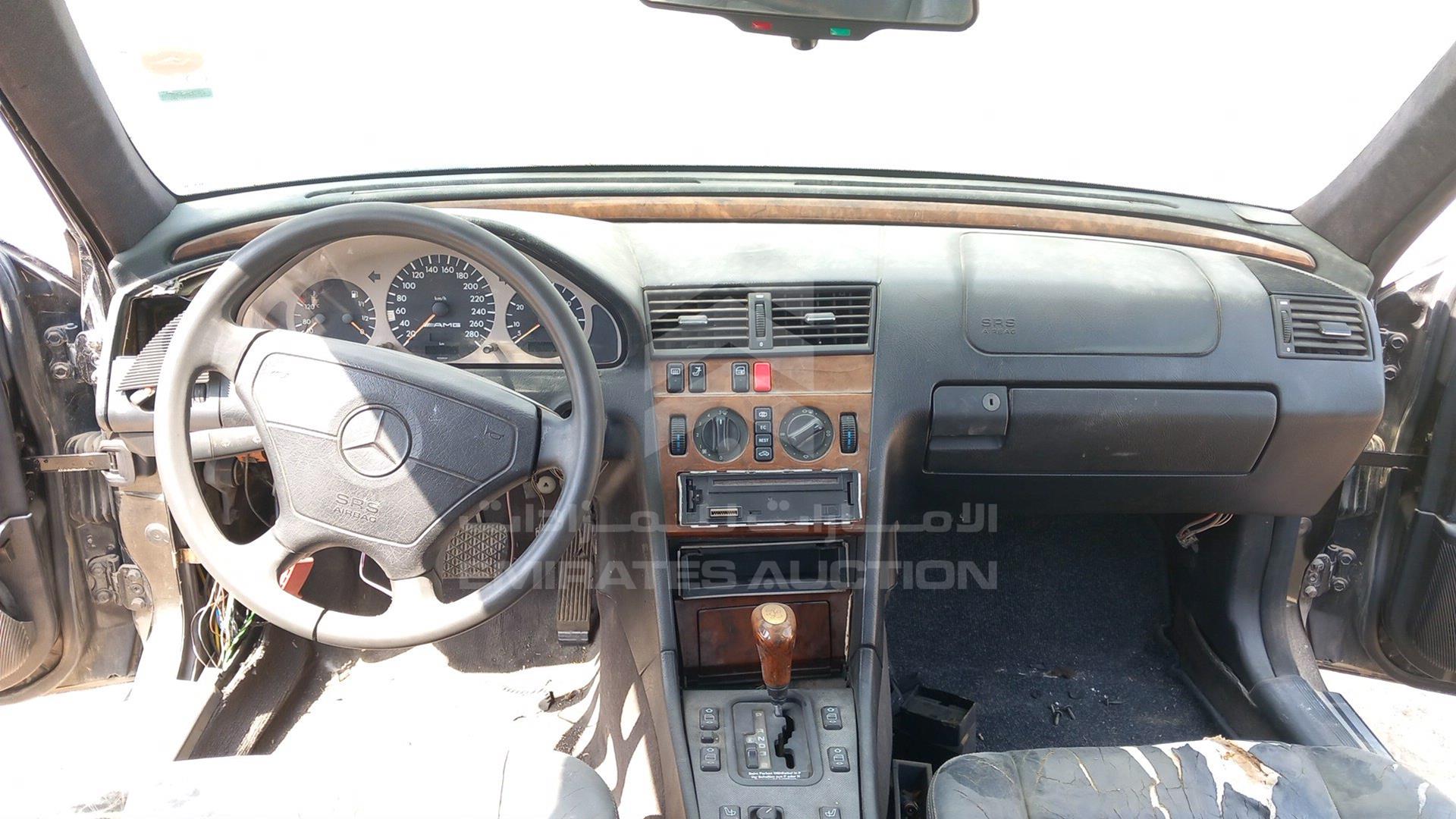1998 MERCEDES 36 C VIN: WDB2020281F293704