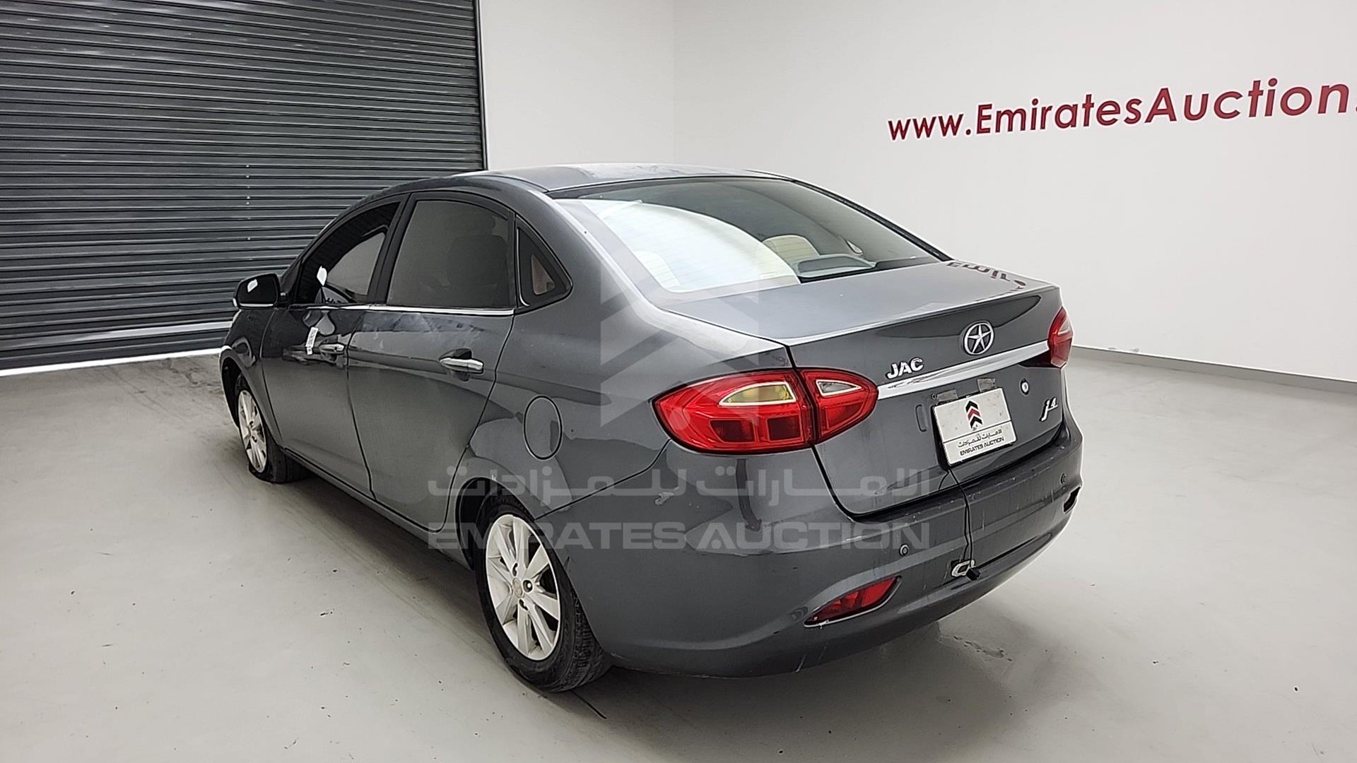 2016 JAC J4 VIN: LJ12FKR21G4703791