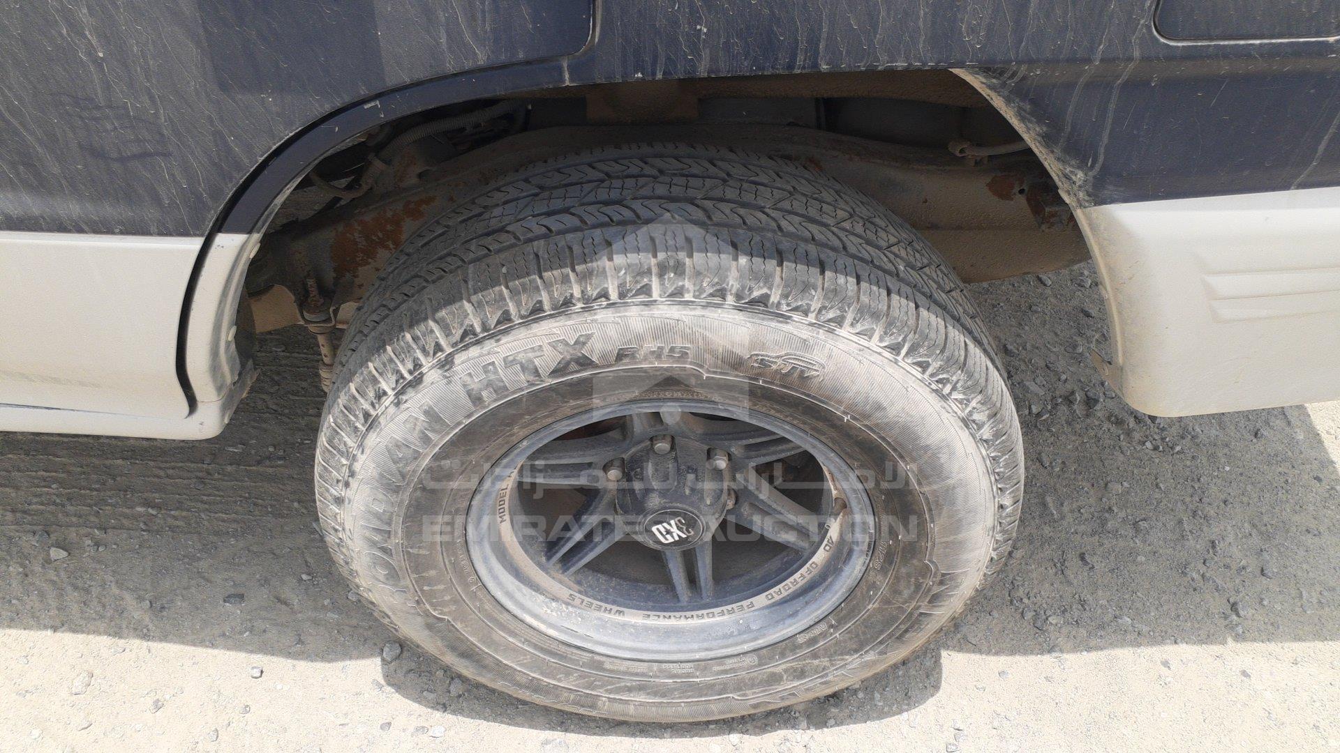JMY0RV450YJ700803 - 2000 Mitsubishi Pajero - #418496