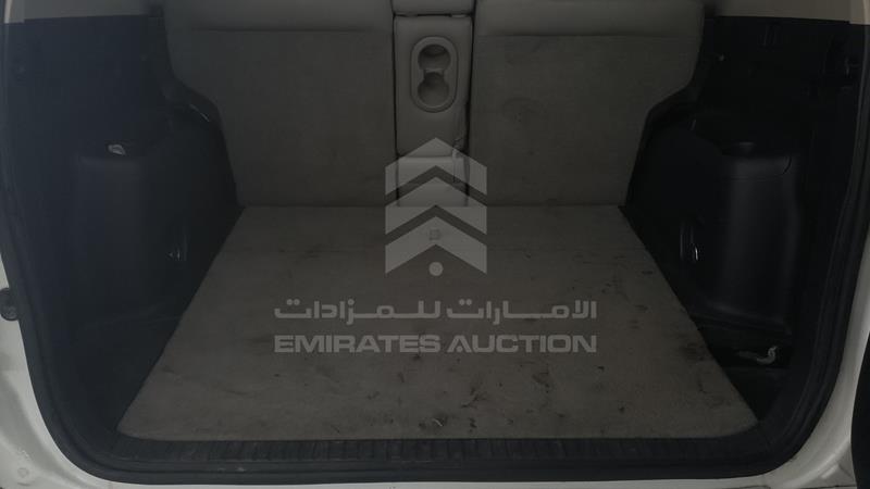 JTMBD31V685175120 Auction: EmiratesAuction Lot: 445927 JTMBD31V685175120 Toyota RAV 4 2008 WHITE Photo 22