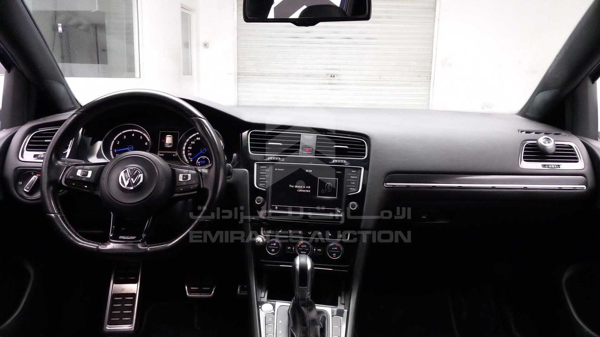 2016 VOLKSWAGEN GOLF VIN: WVWGR2AU5GW209243