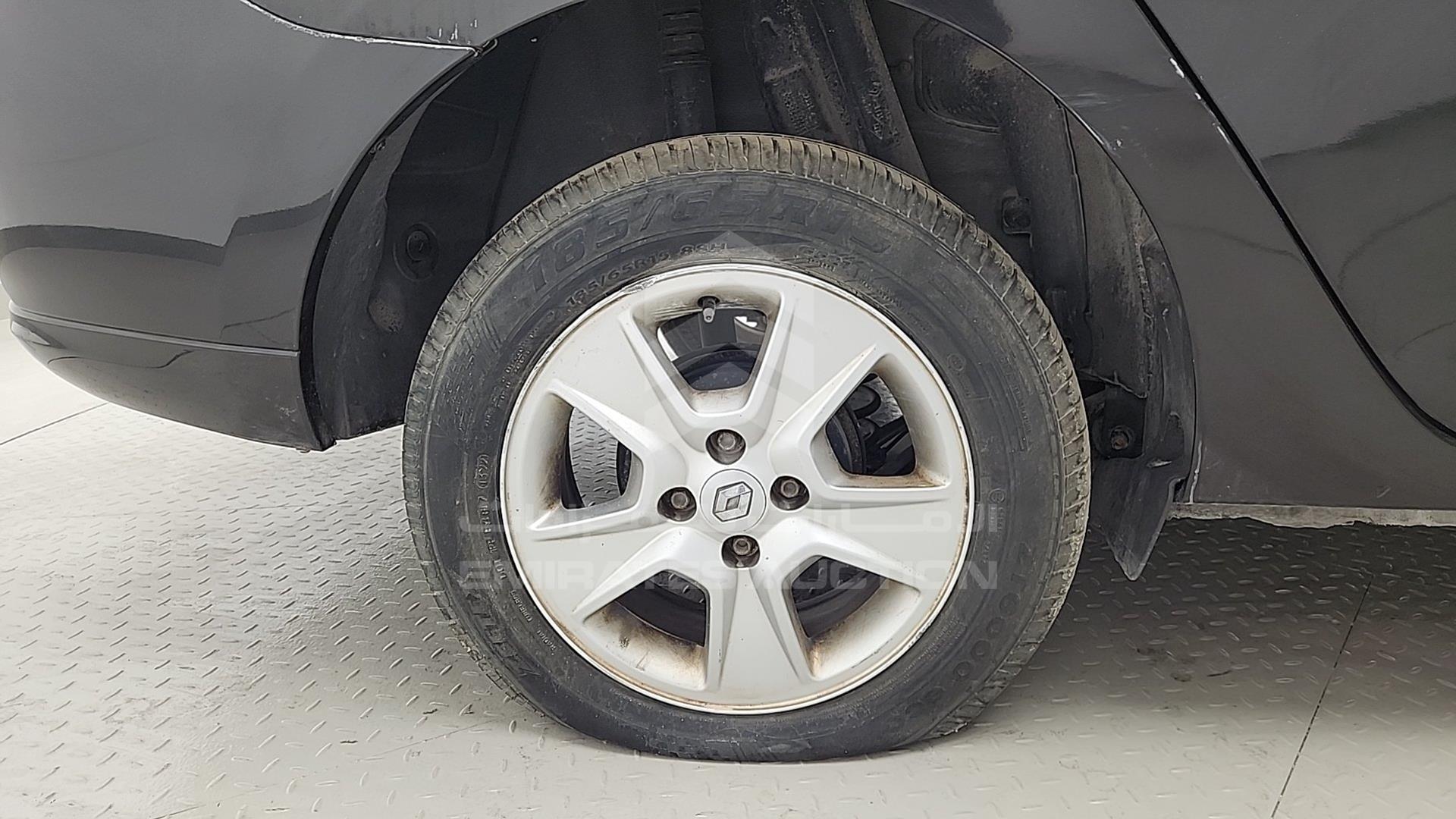 2017 RENAULT SYMBOL VIN: VF14SRAB4HT518704