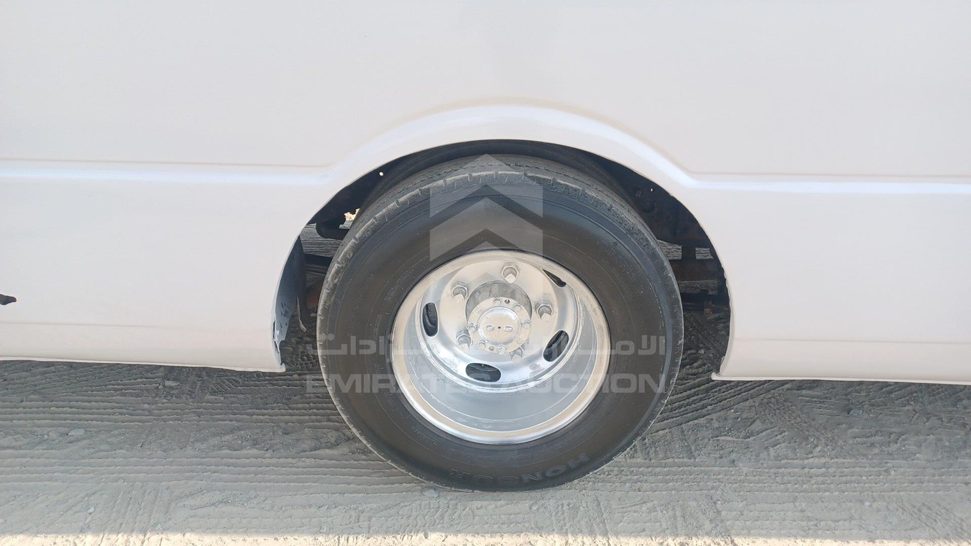 2006 MITSUBISHI ROSA VIN: JL5B3J6P56PD02795