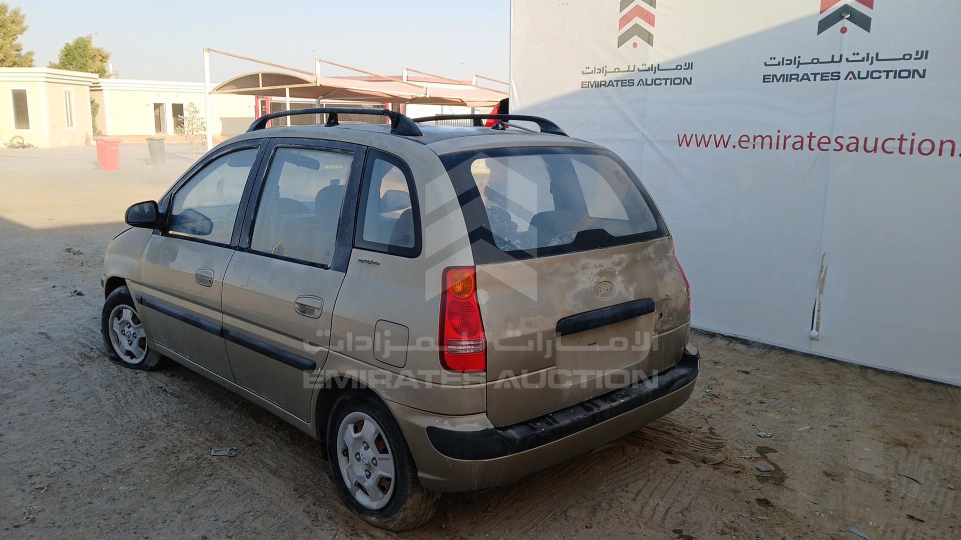 2005 HYUNDAI MATRIX VIN: KMHPM81C55U197382