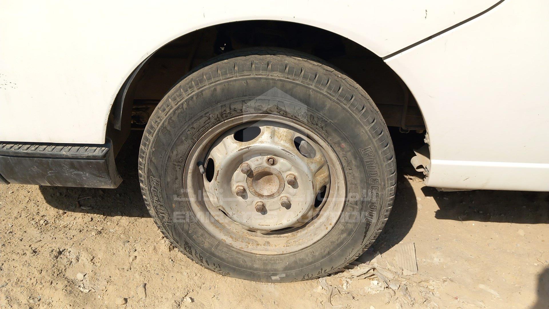 2005 NISSAN URVAN VIN: JN6FE54S75X417602