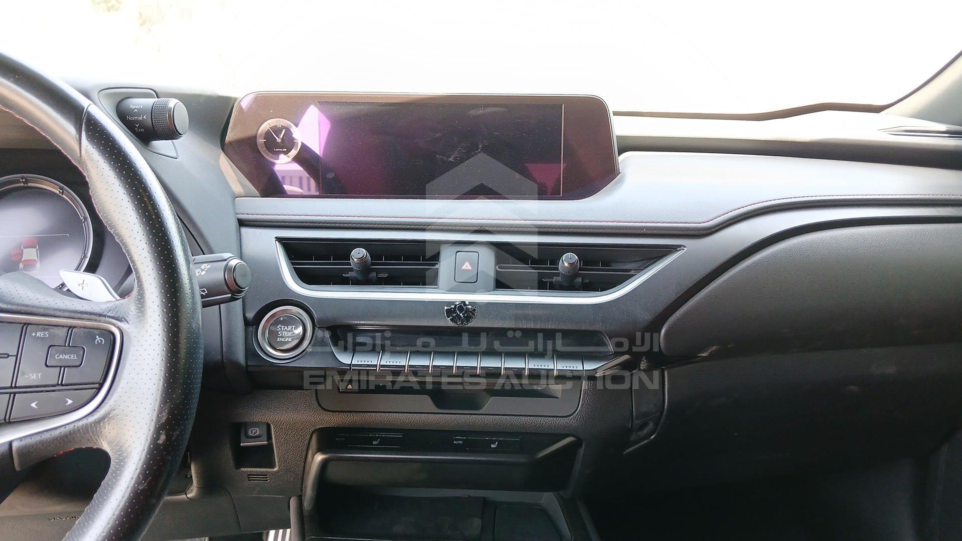 2019 LEXUS UX 200 VIN: JTHY35BH9K2013393