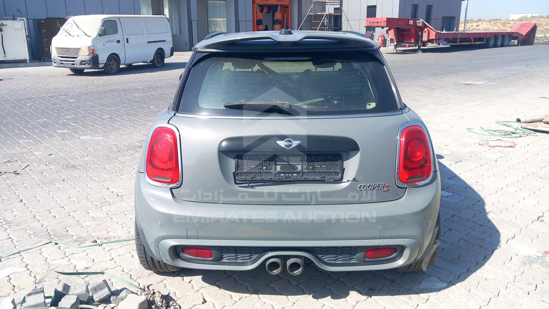 2017 MINI COOPER S VIN: WMWXP7C51H3B93358
