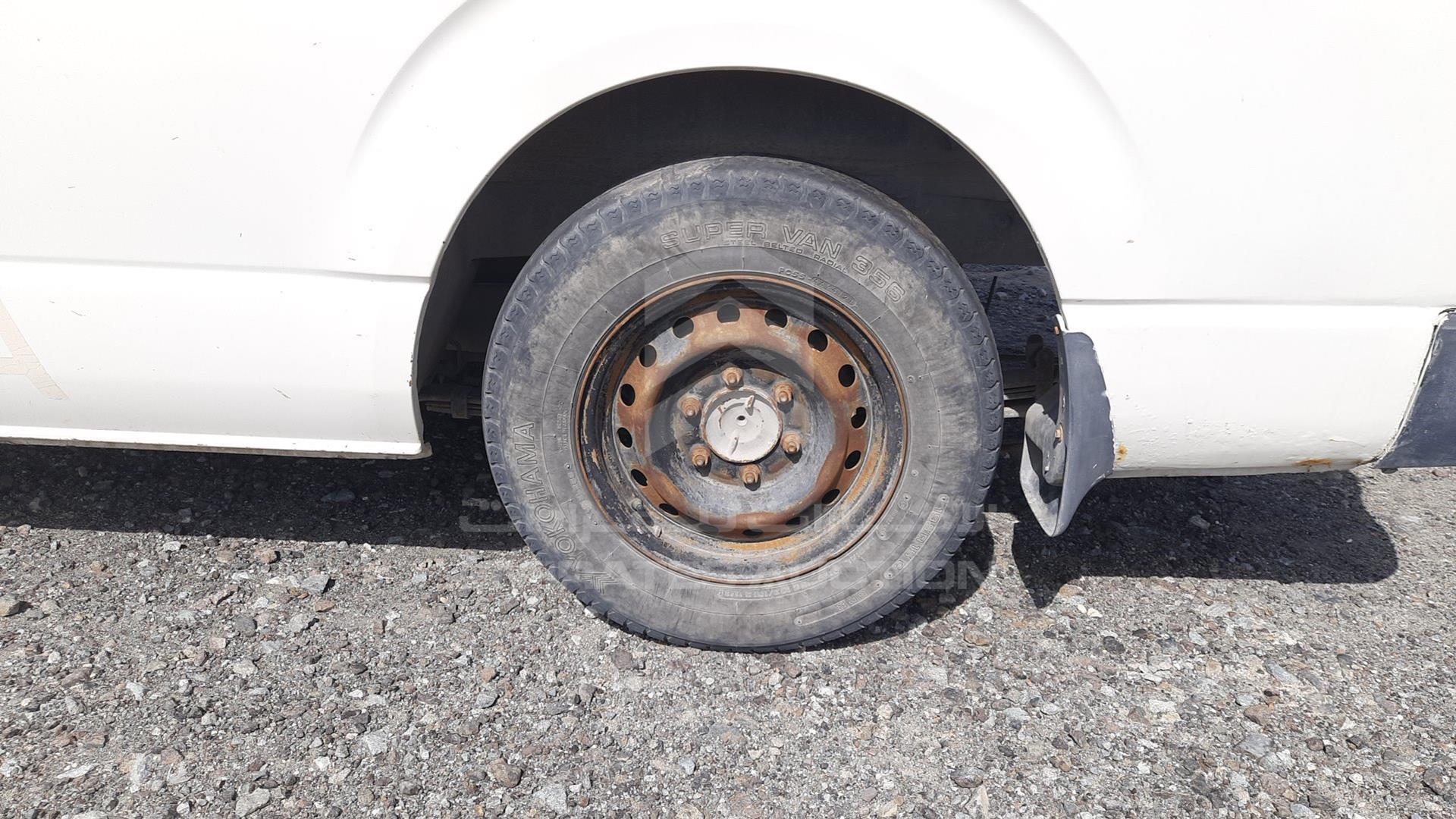 2008 TOYOTA HIACE VIN: JTGJX02P380013351