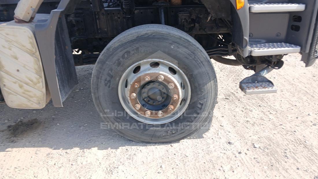2014 Man — Front Right Tyre — Photo 34