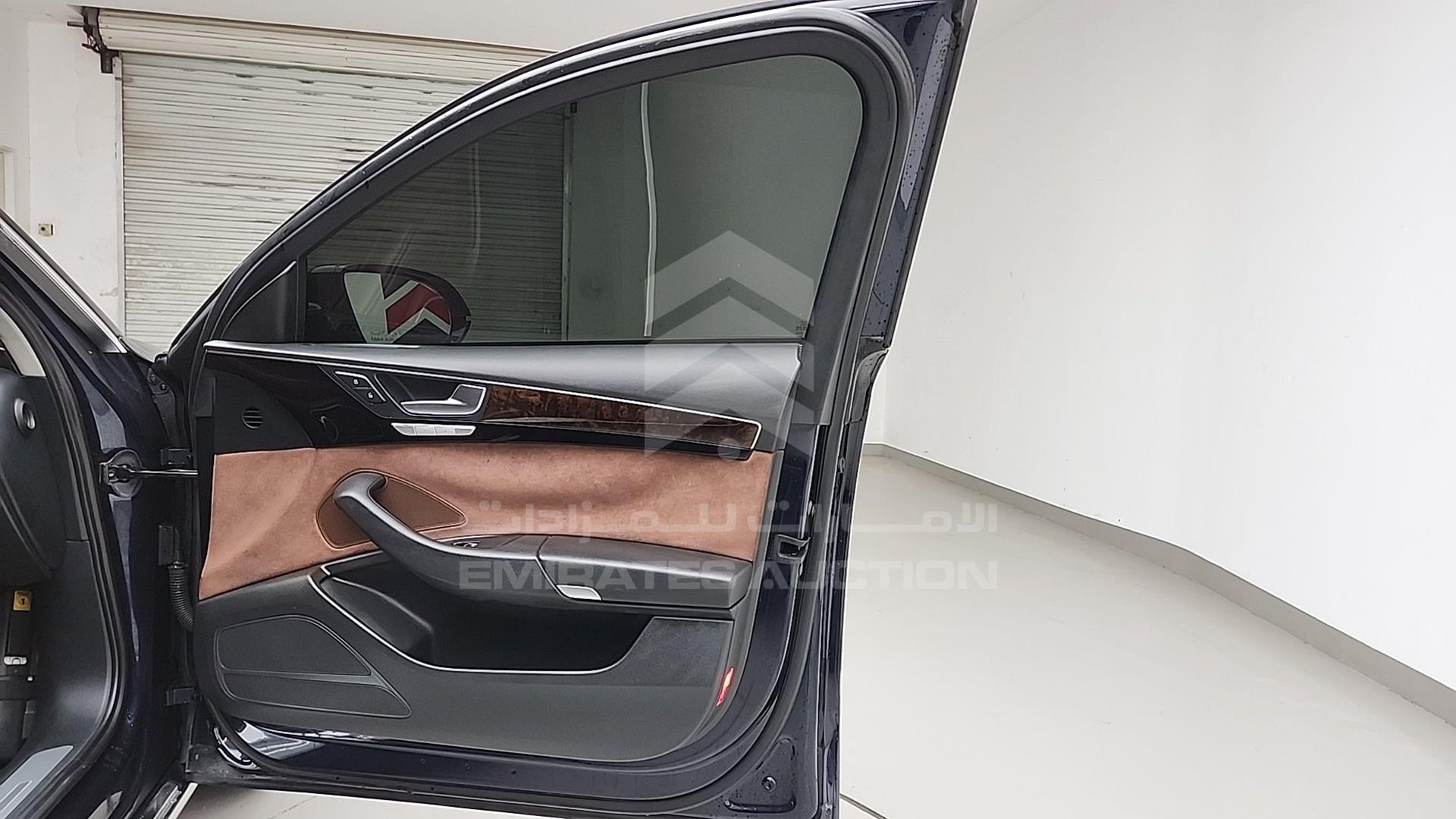 2012 AUDI A8 VIN: WAURVB4H8CN000577