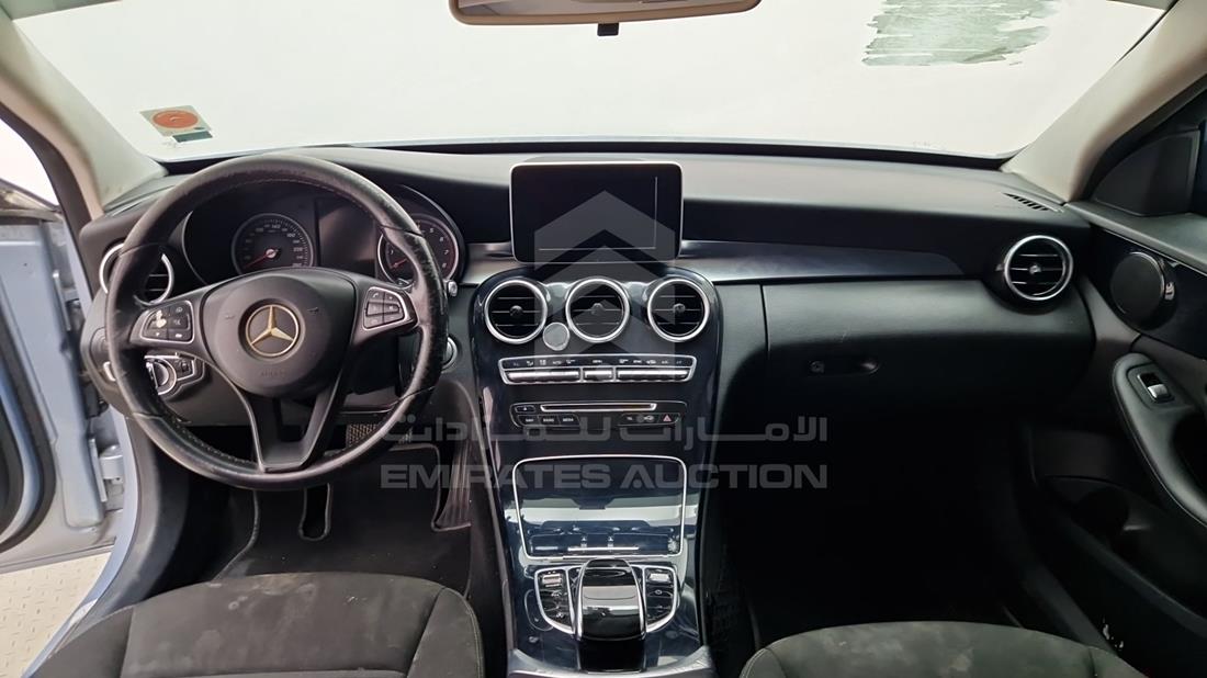 2016 Mercedes C 200 — Full Dashboard View — Photo 15