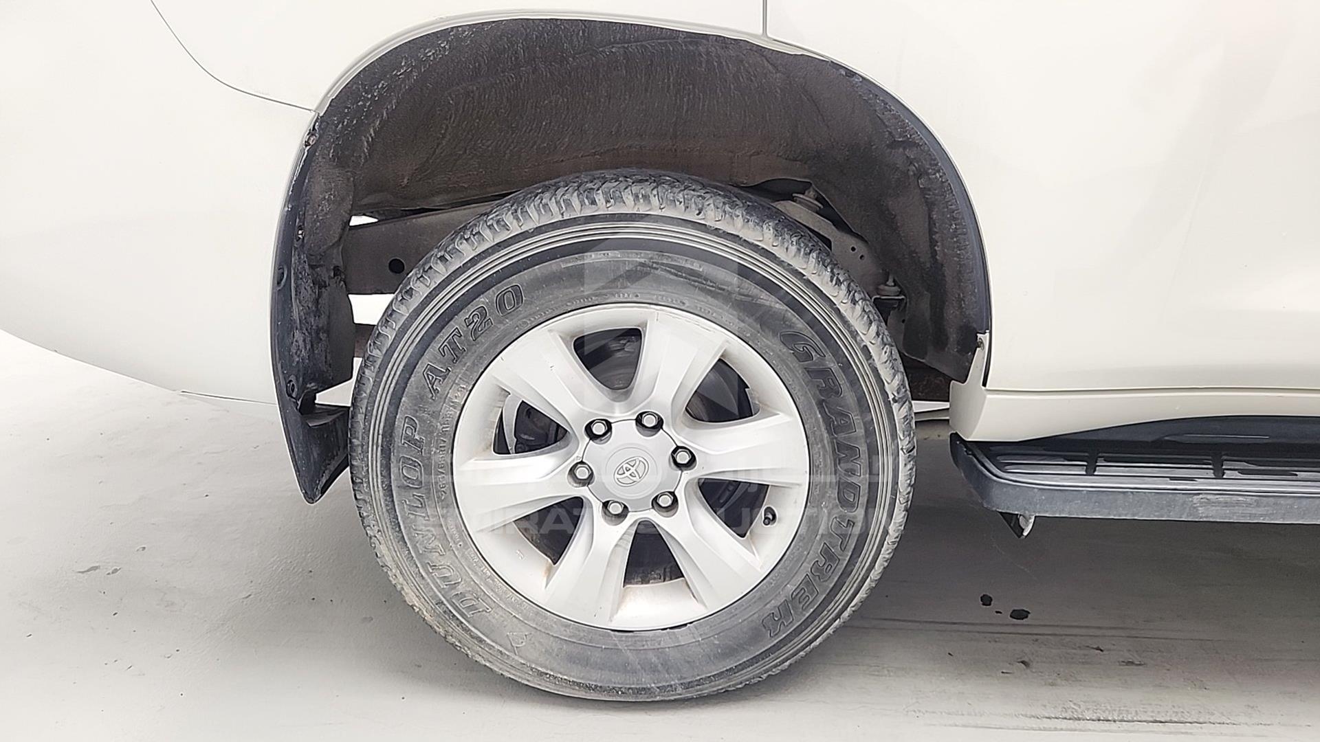 2011 TOYOTA PRADO VIN: JTEBX9FJXB5015146