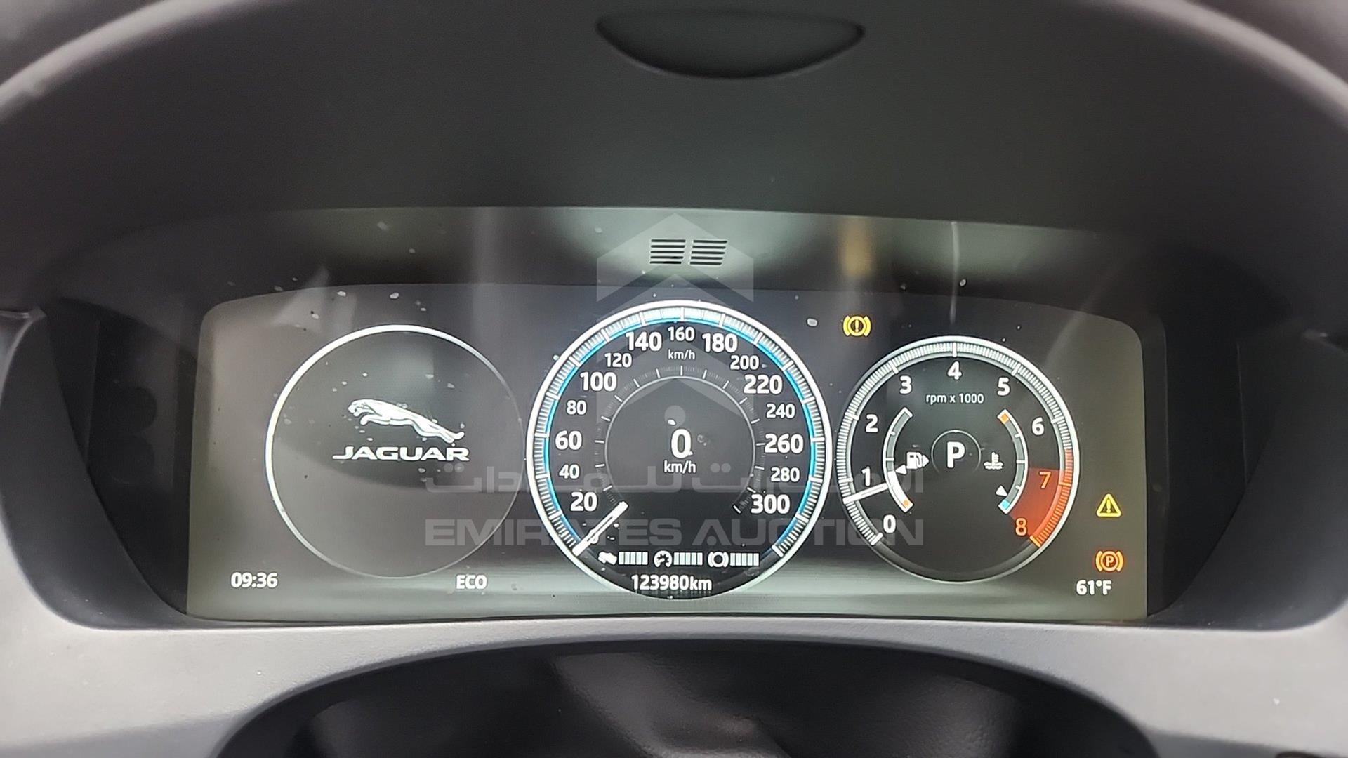 2017 JAGUAR F-PACE VIN: SADCA2BV7HA077179