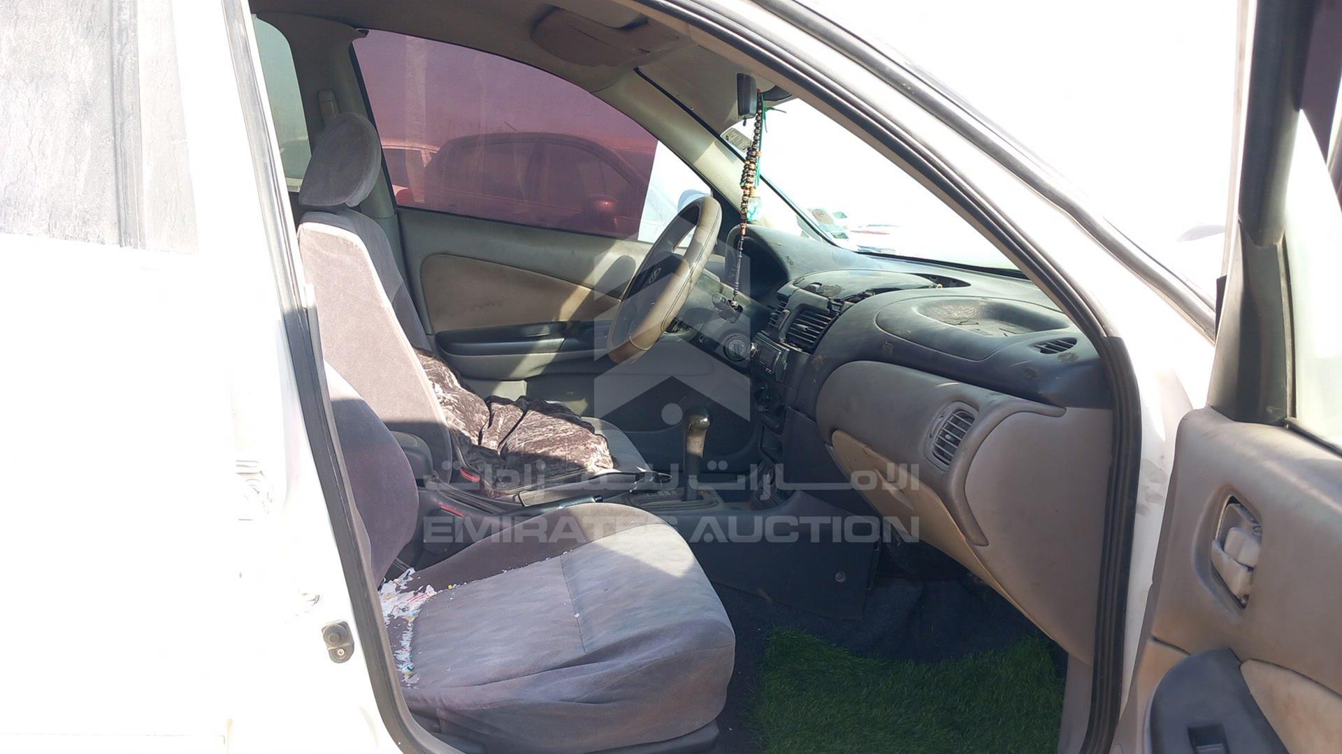 2001 NISSAN SUNNY VIN: JN1EN61C81W001613