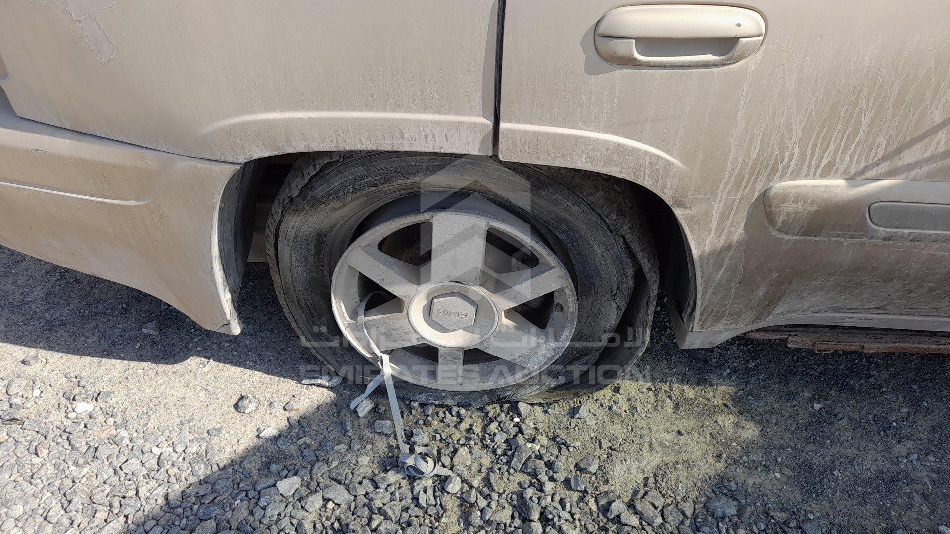 1GKDT13S942300274 - 2004 GMC Envoy - #381005