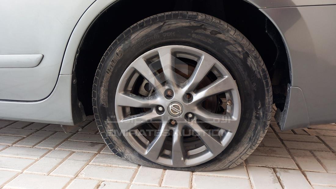 2015 Nissan Altima — Rear Left Tyre — Photo 32