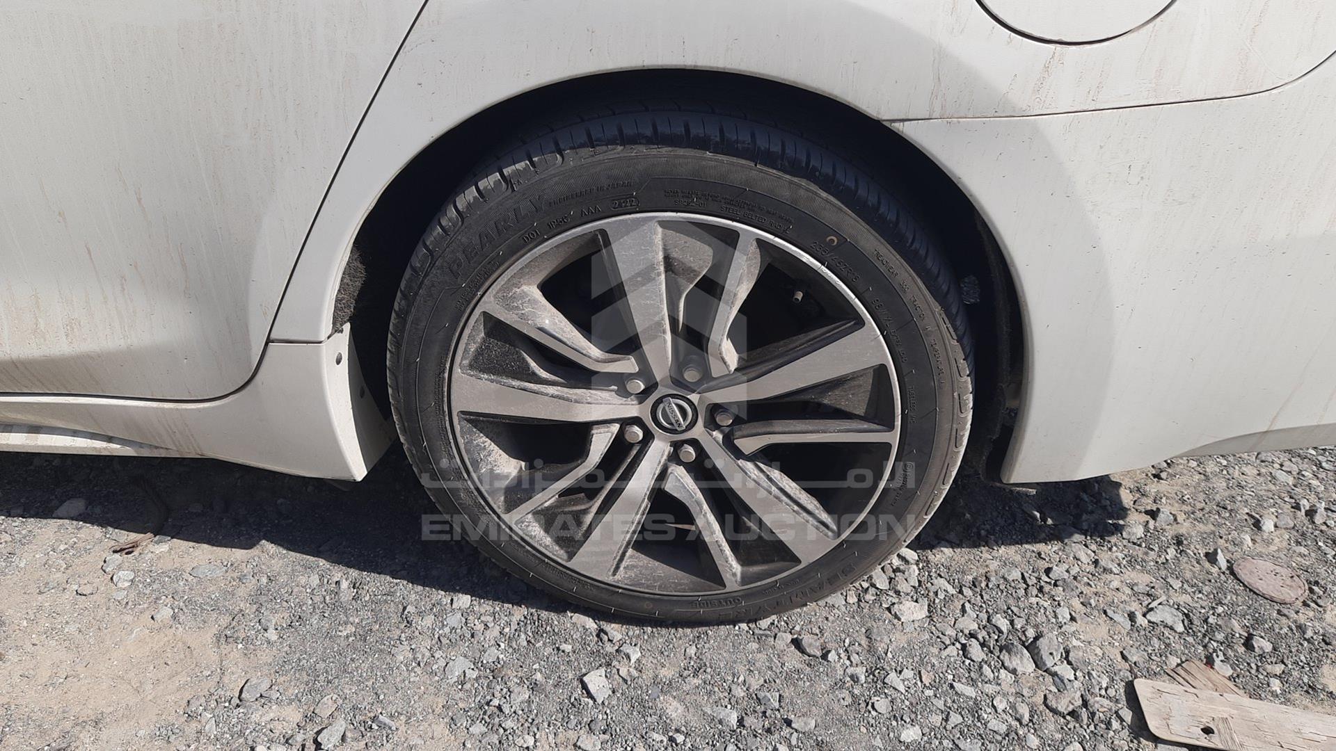 2019 NISSAN MAXIMA VIN: 1N4AA6AP9KC369379