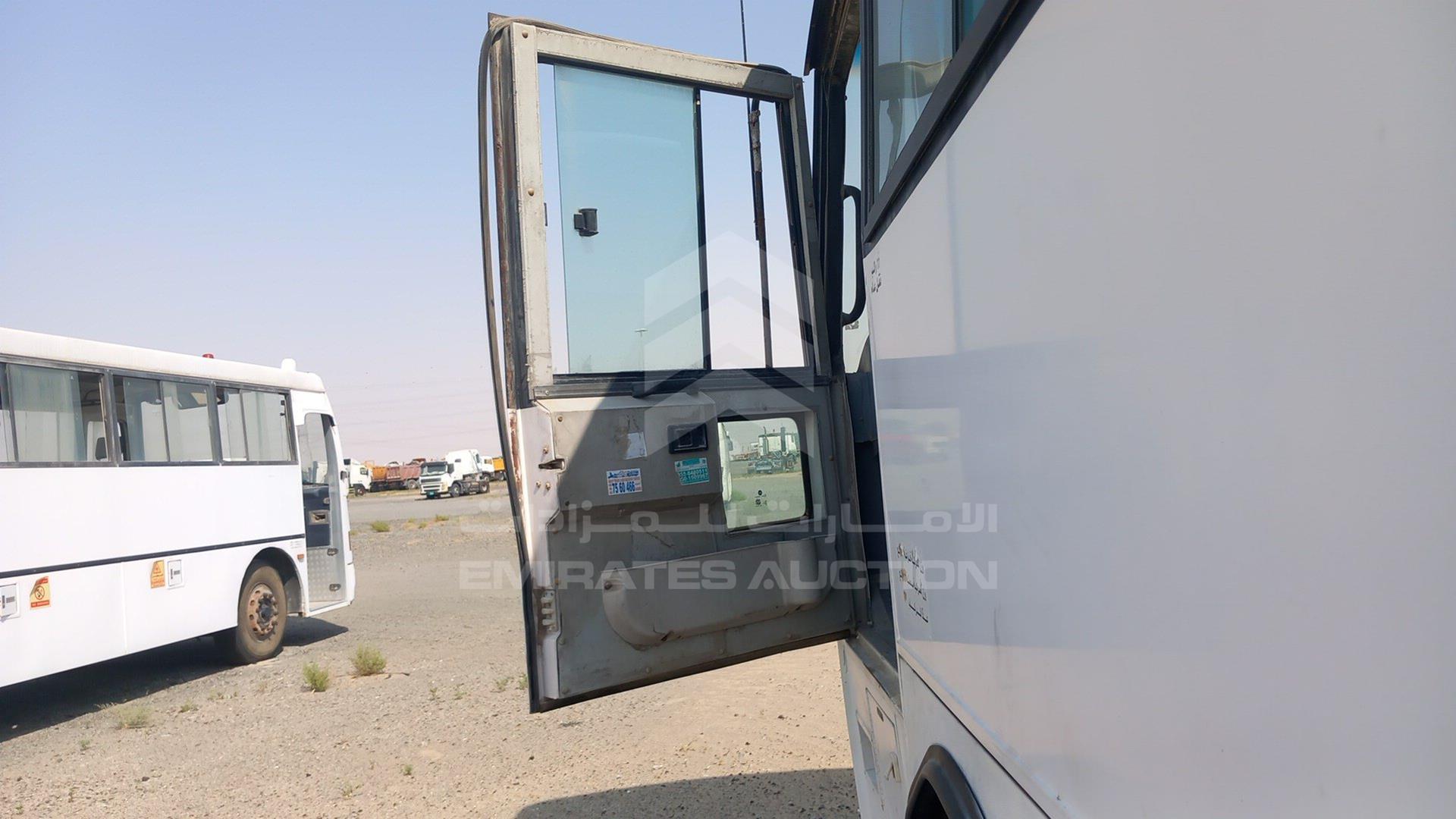 2012 TATA 1618 VIN: MAT449251C0L00047