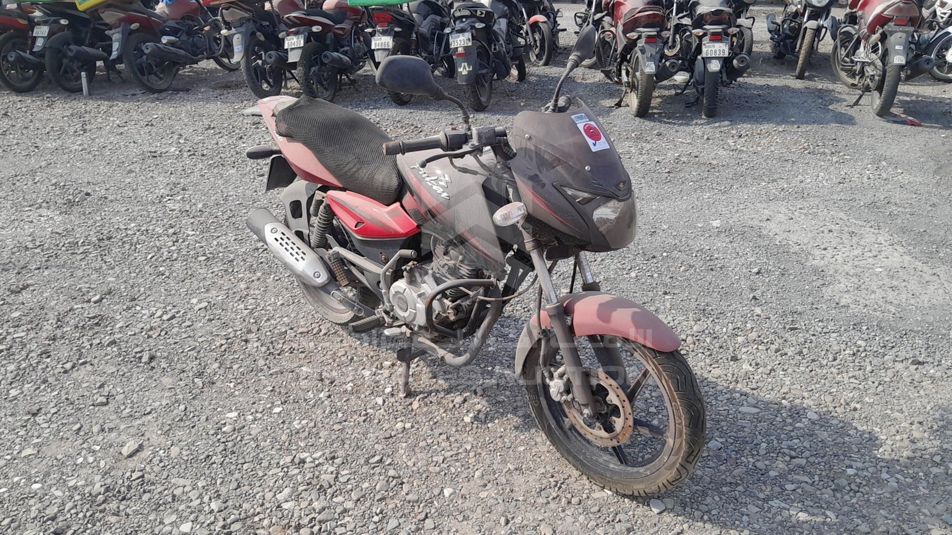 2015 BAJAJ PULSAR 150 VIN: MD2A11CZ8FWH40495