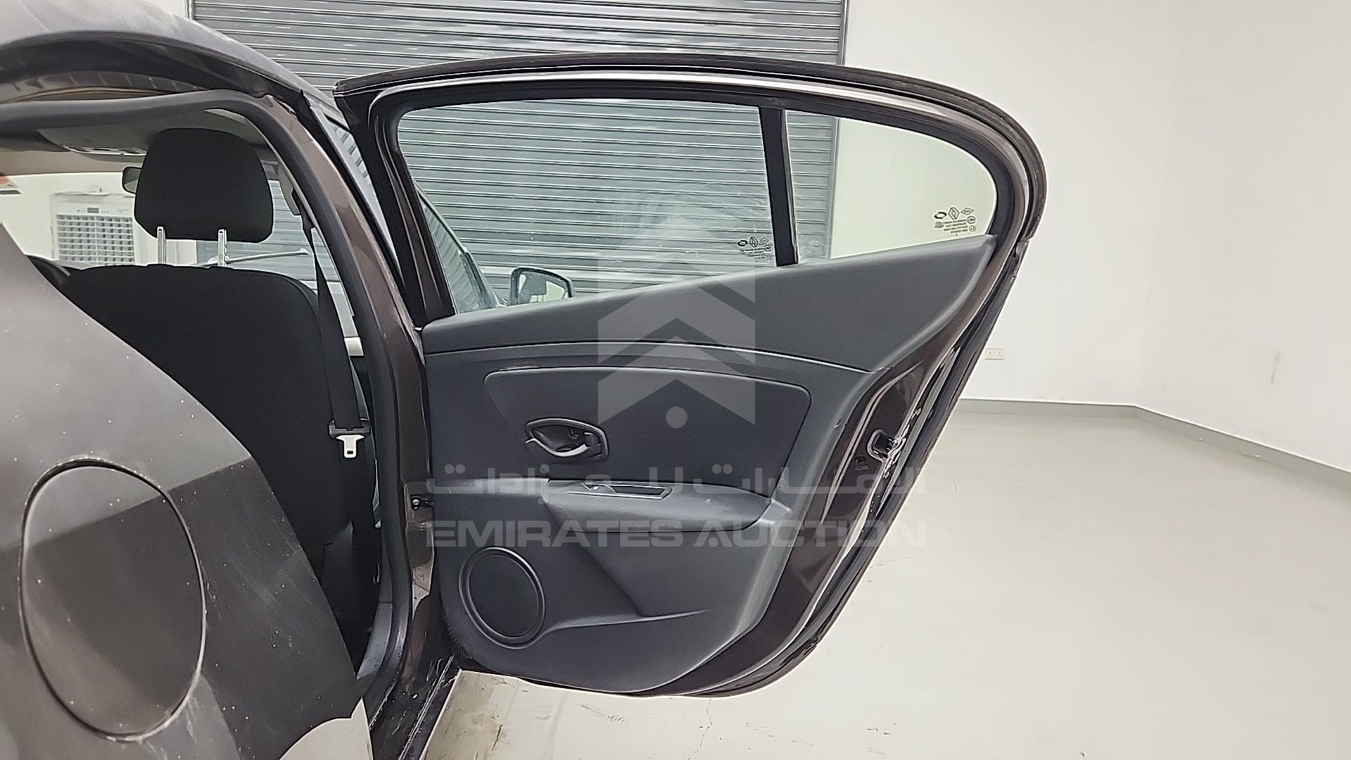 2014 RENAULT FLUENCE VIN: VF1LZLET9EC279640
