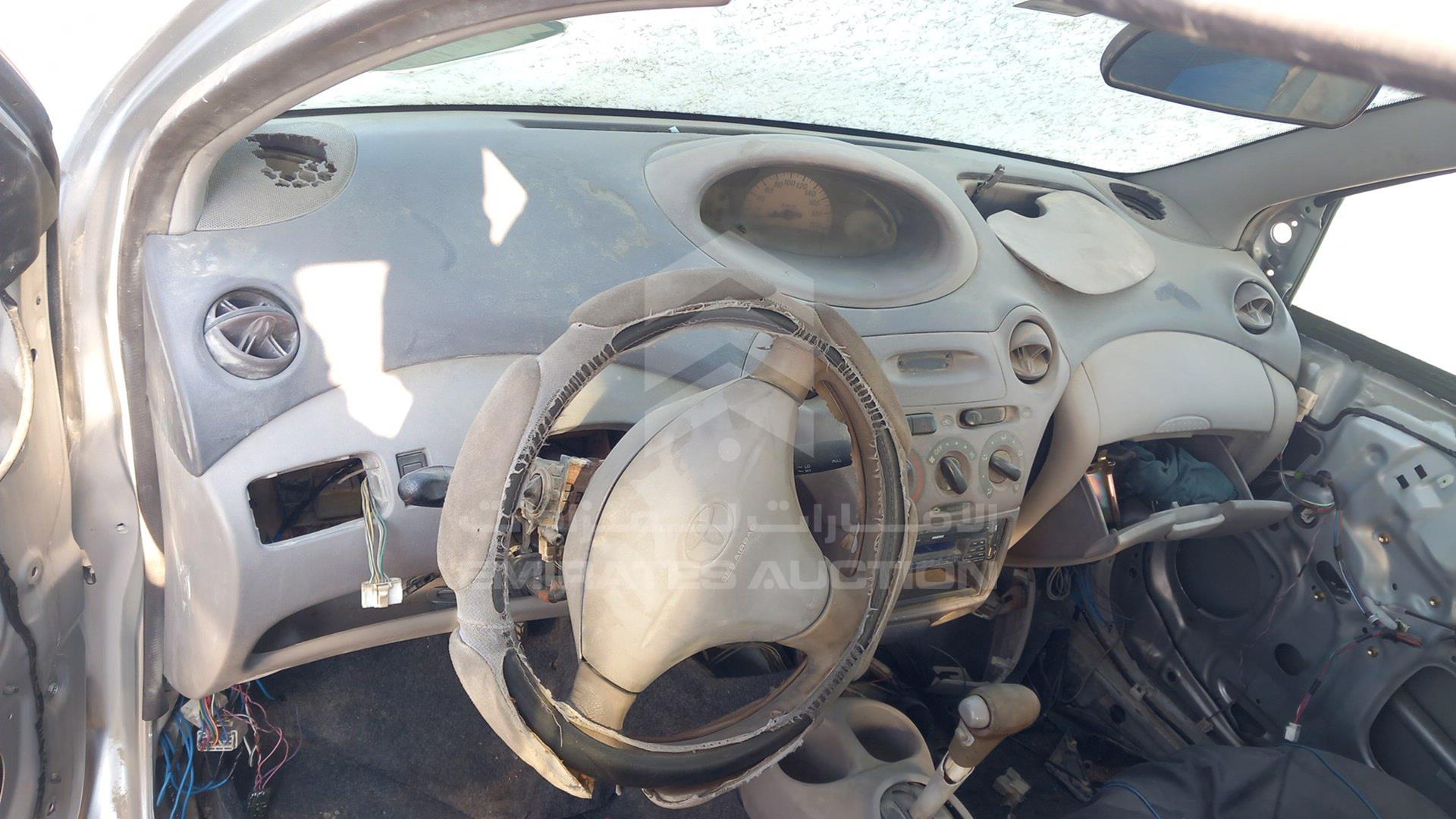 2000 TOYOTA ECHO VIN: JTDBW1335Y0012451